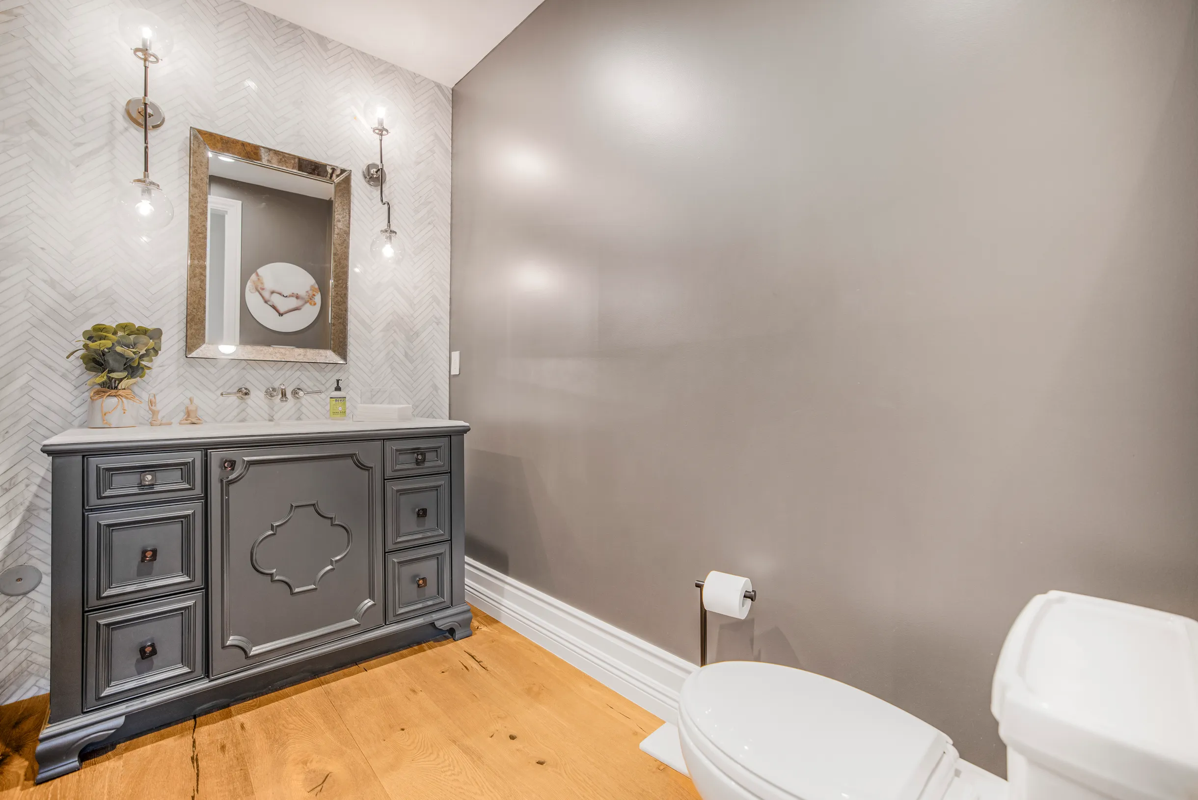 Wander Beverly Hills Glow #26