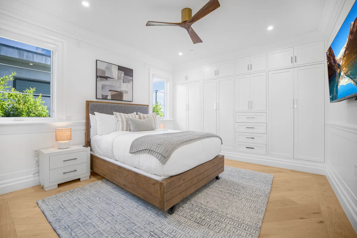Bedroom 5 image