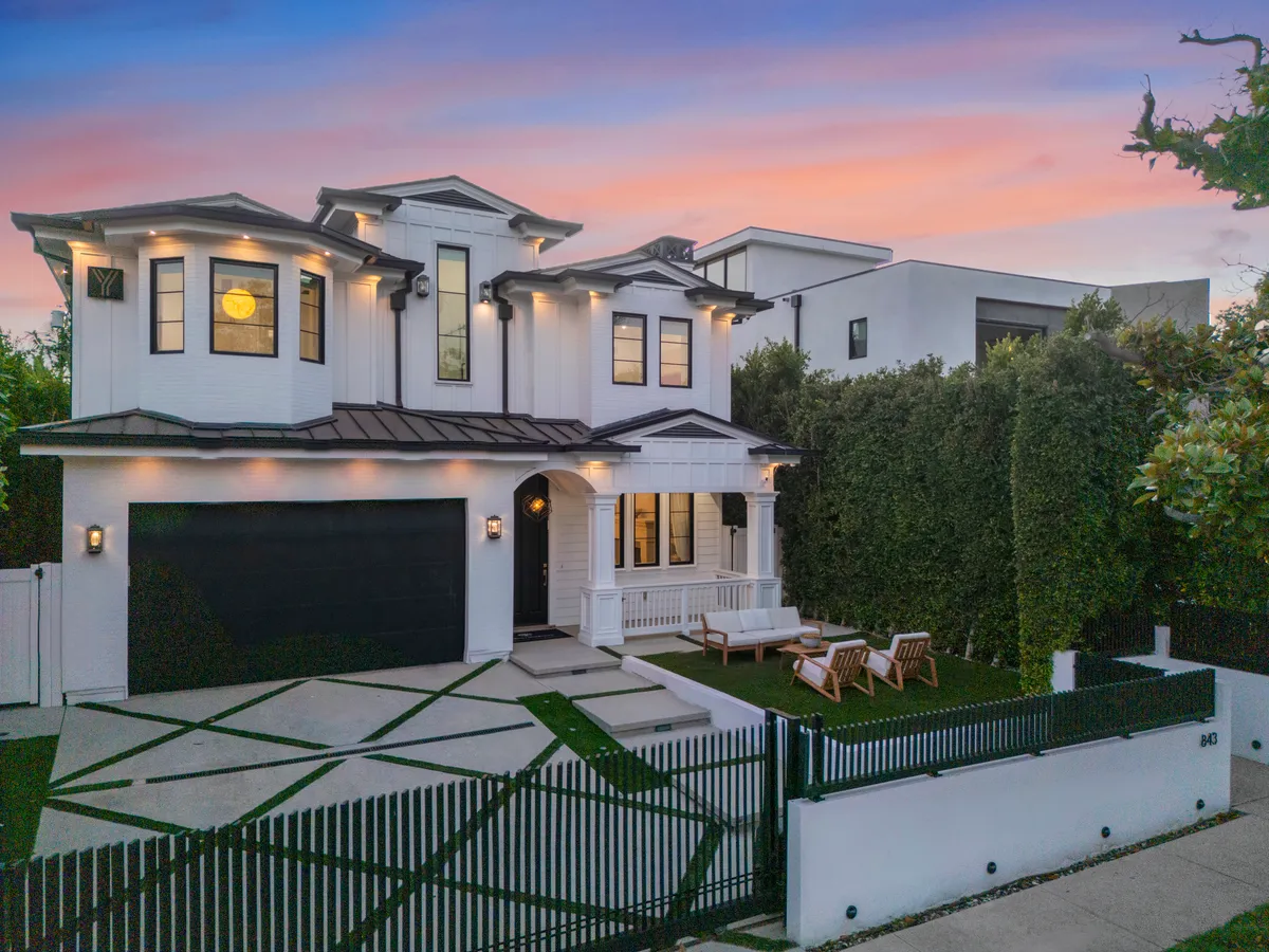 Wander Los Angeles Rosewood