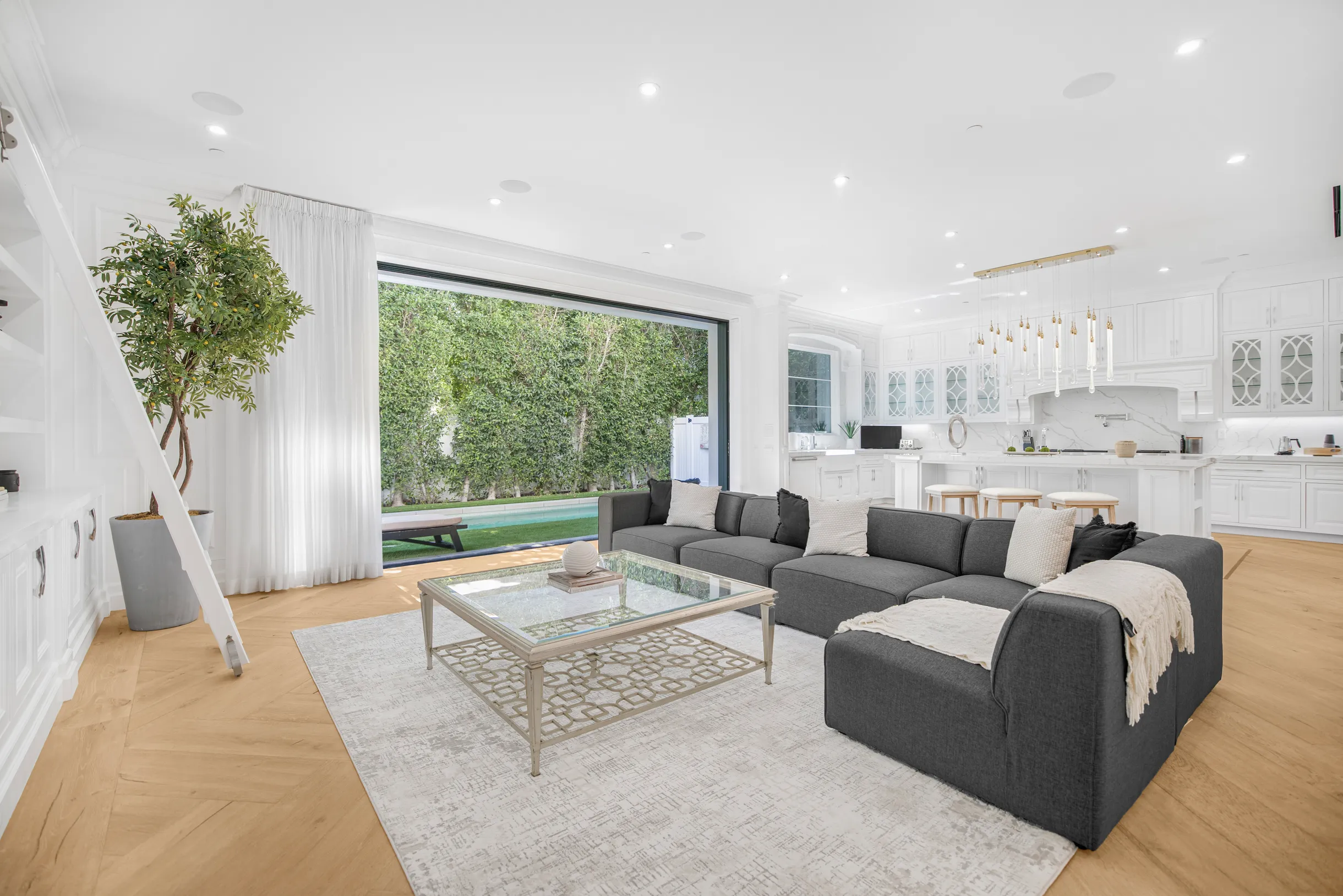 Wander Los Angeles Rosewood #17