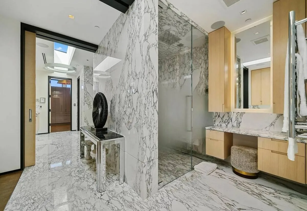 Wander Beverly Hills Golden #5