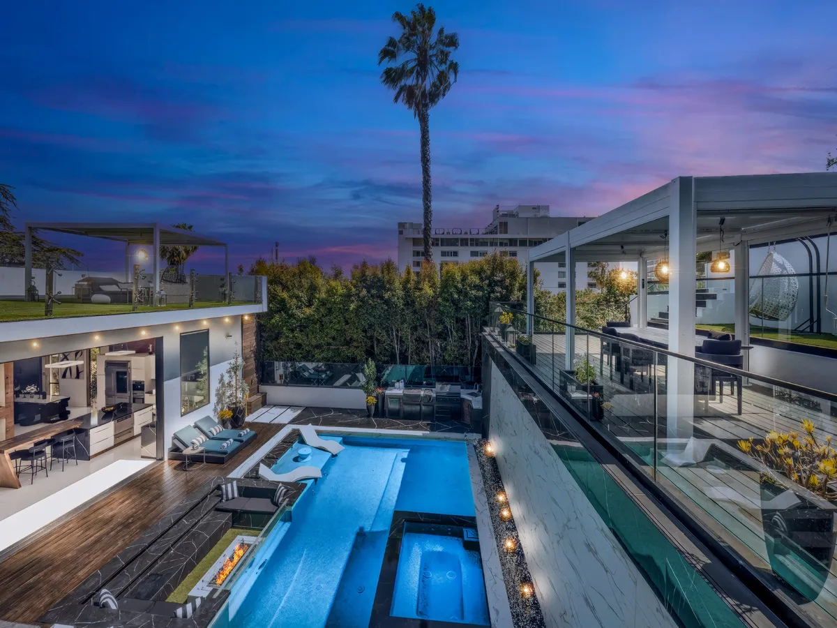 Wander Beverly Hills Sanctuary #21