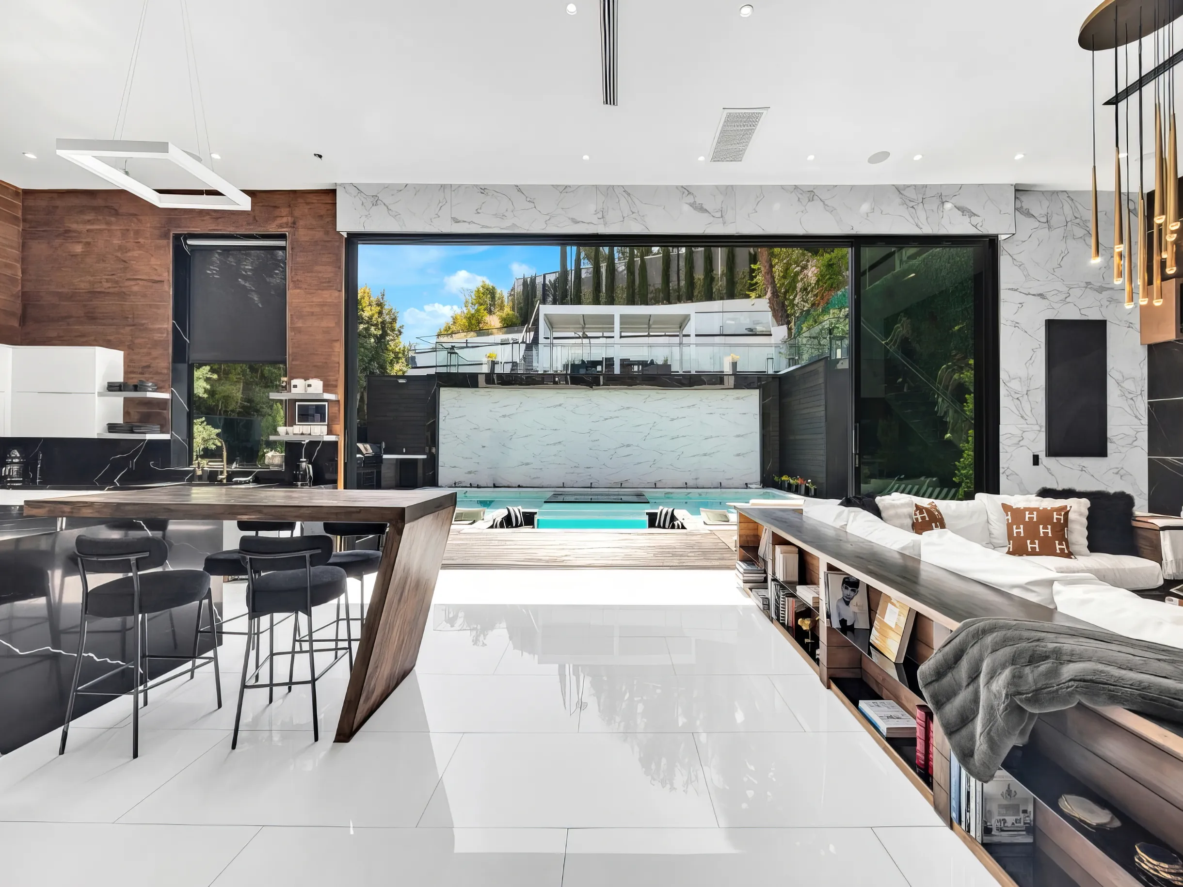 Wander Beverly Hills Sanctuary #39