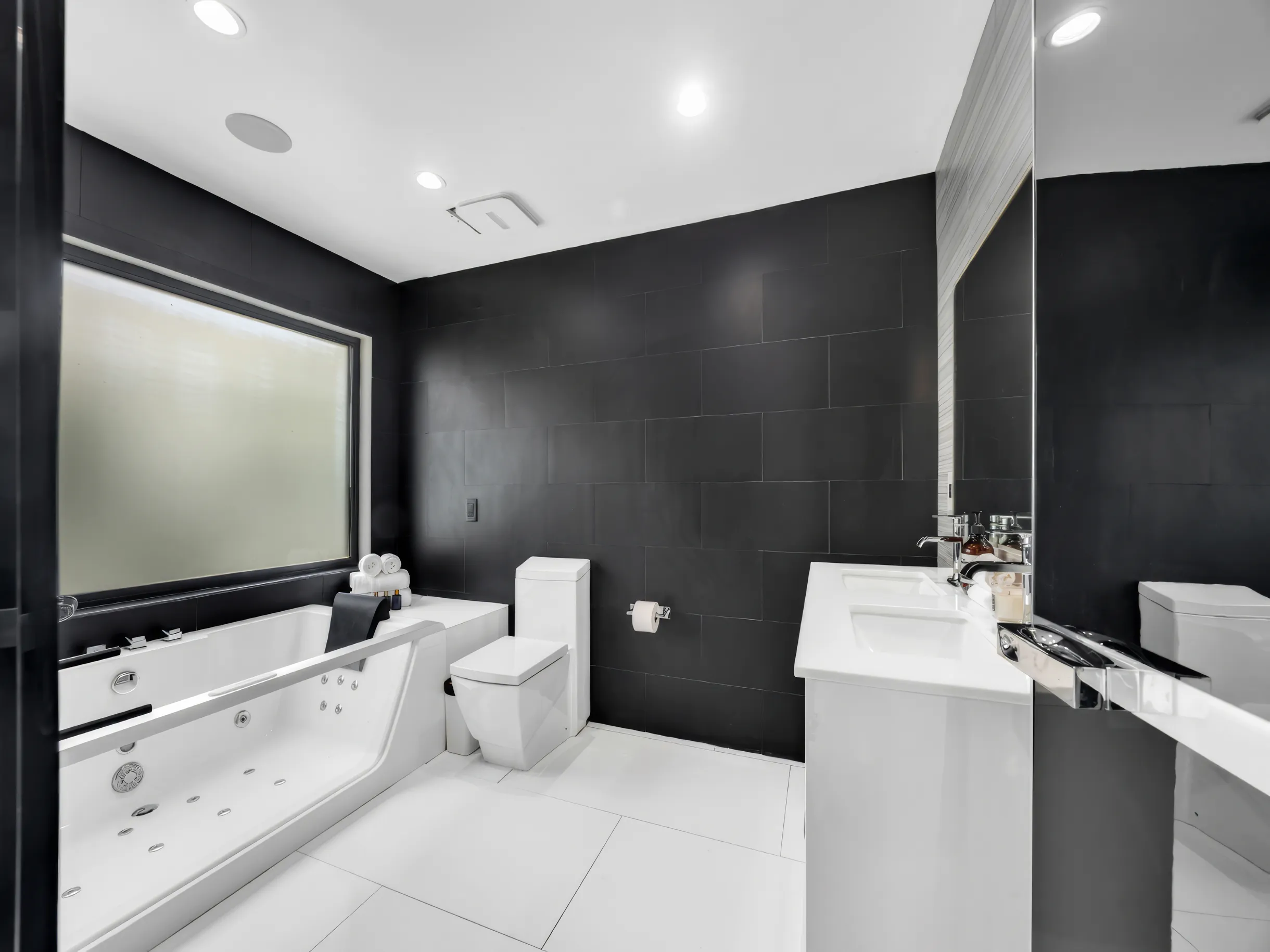 Wander Beverly Hills Sanctuary #11