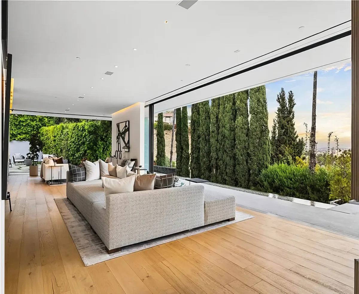 Wander Hollywood Hills Estate #50