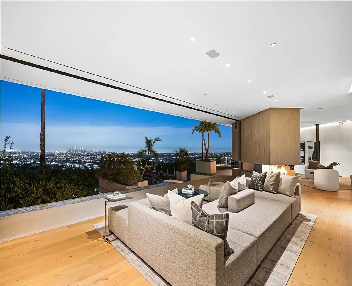 Wander Hollywood Hills Estate #7