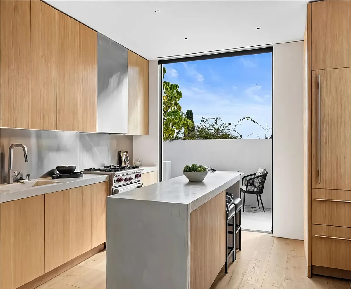 Wander Hollywood Hills Estate #22