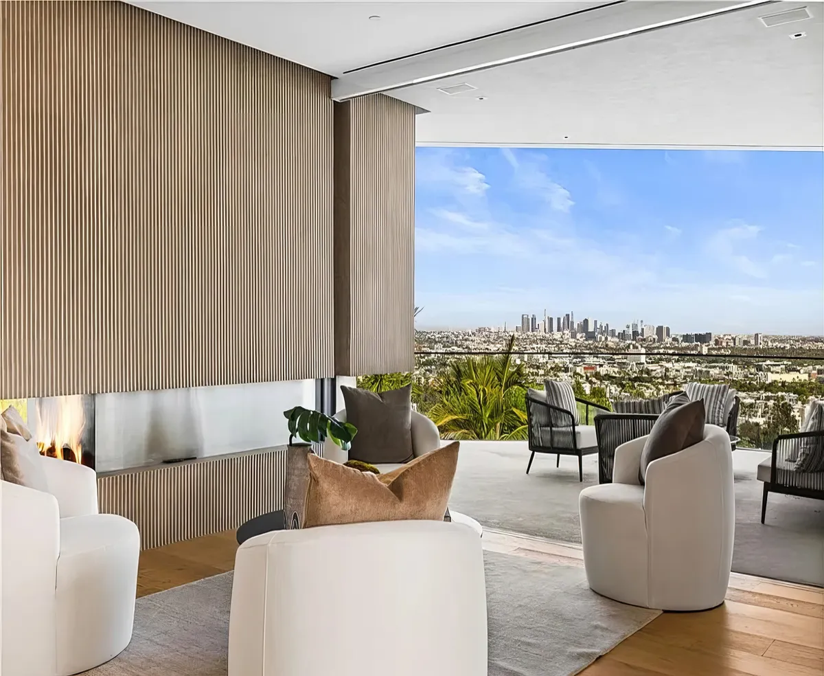 Wander Hollywood Hills Estate #36