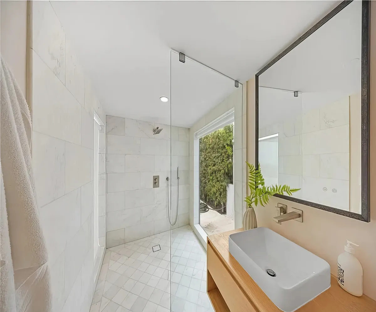 Wander Hollywood Hills Estate #27