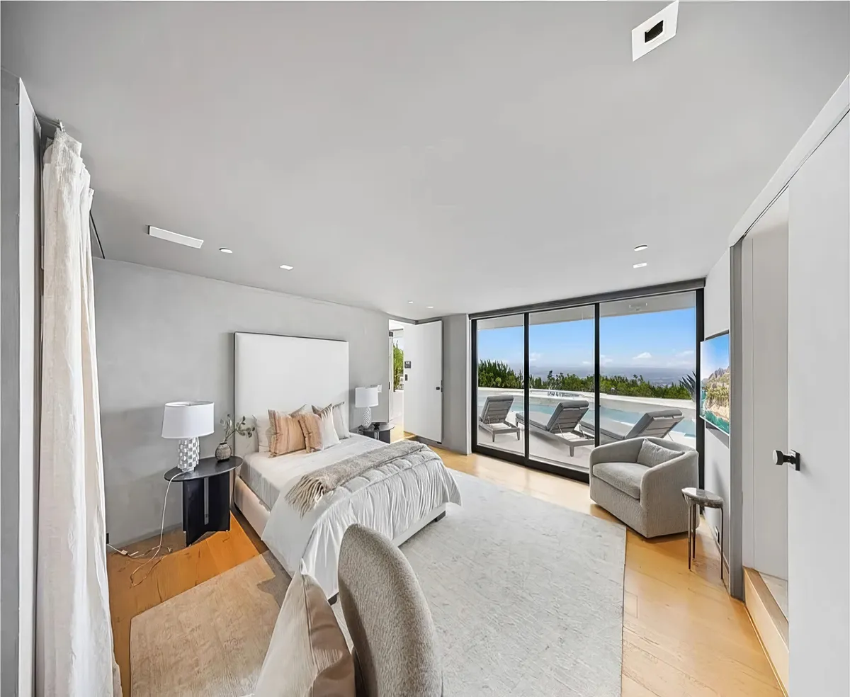Bedroom 3 image