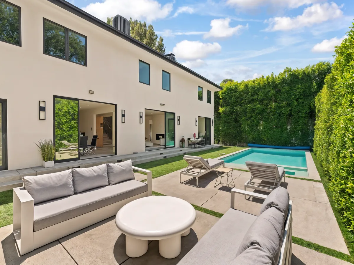 Wander Los Angeles Modern