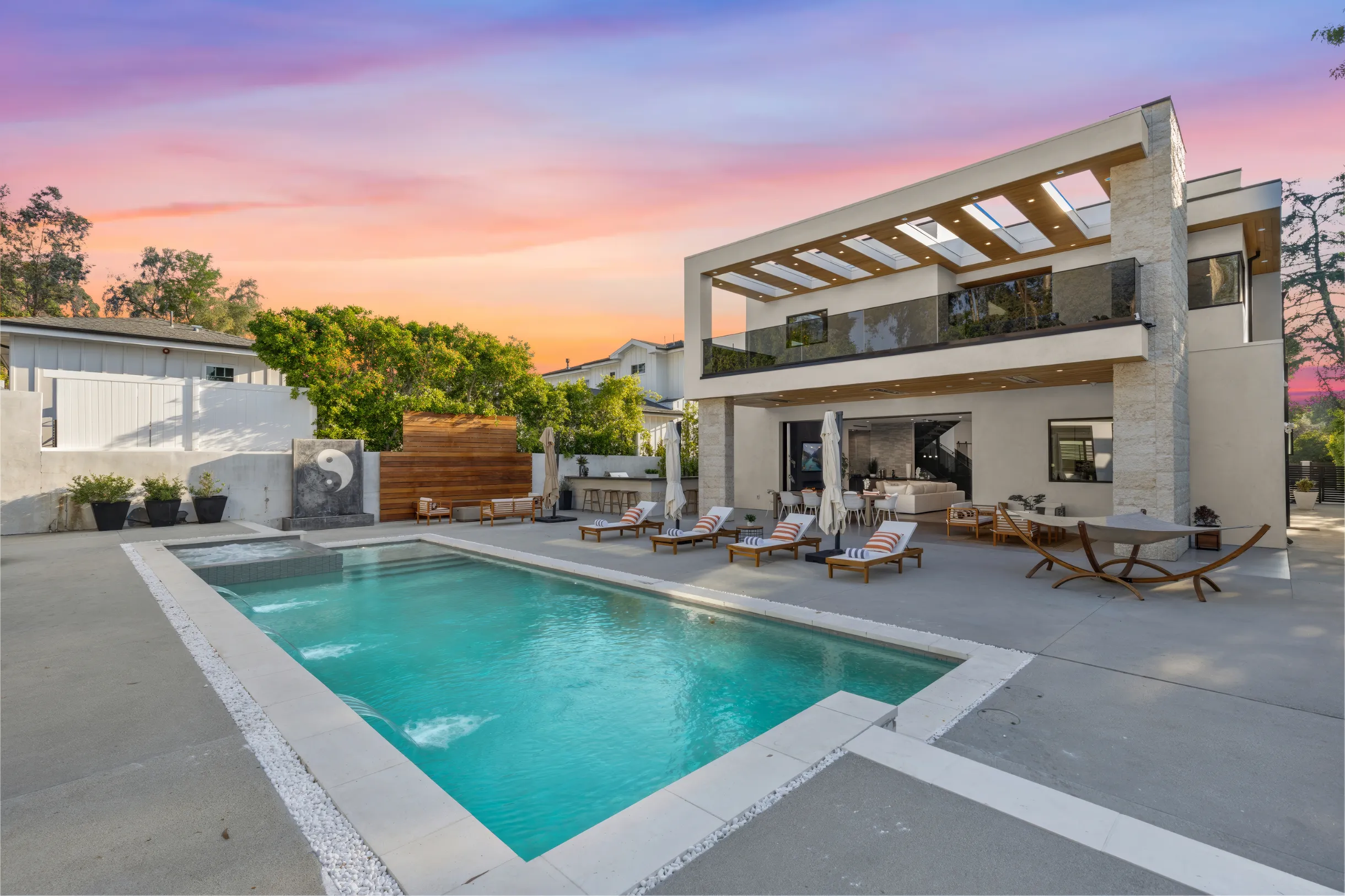 Wander Tarzana Modern #5