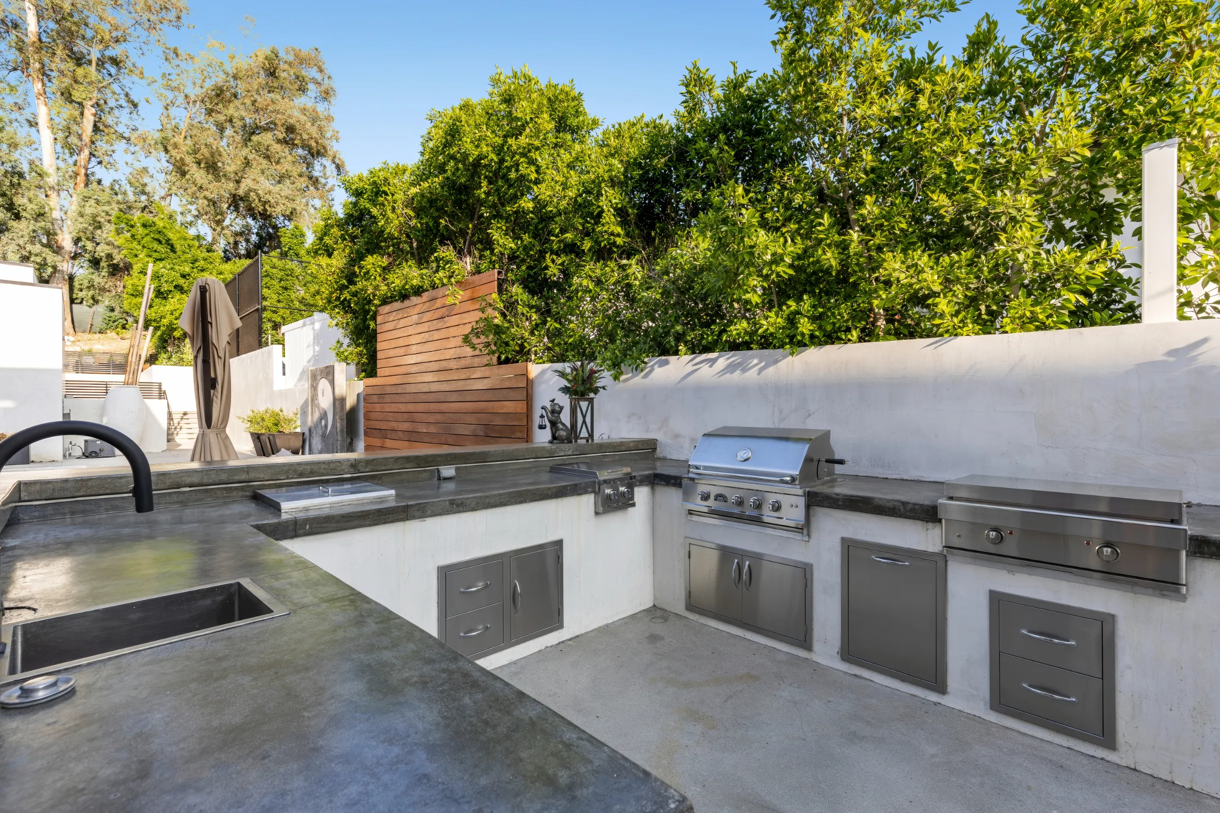 Wander Tarzana Modern #17