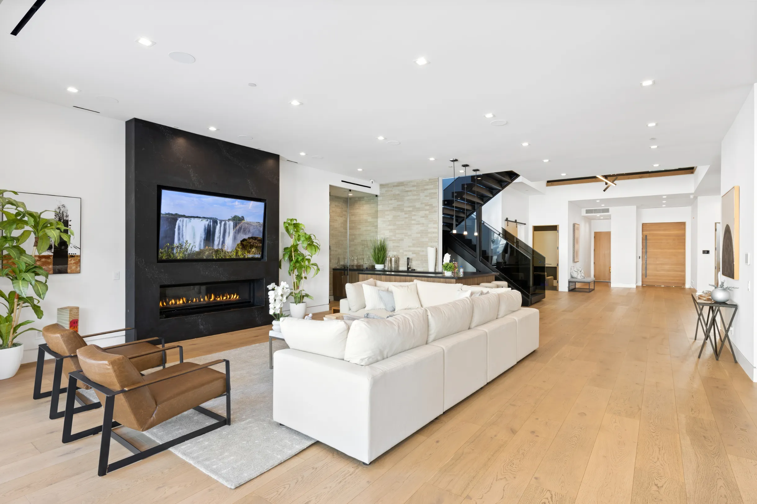 Wander Tarzana Modern #39