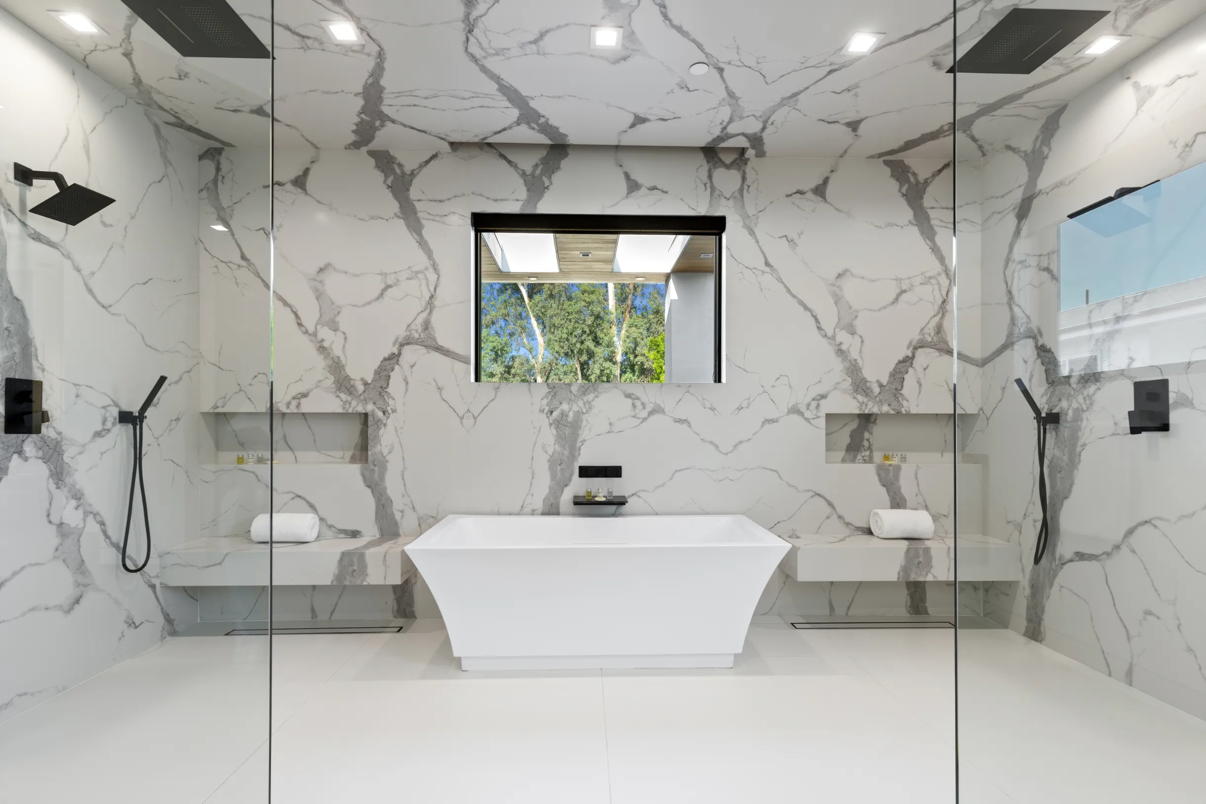 Wander Tarzana Modern #26