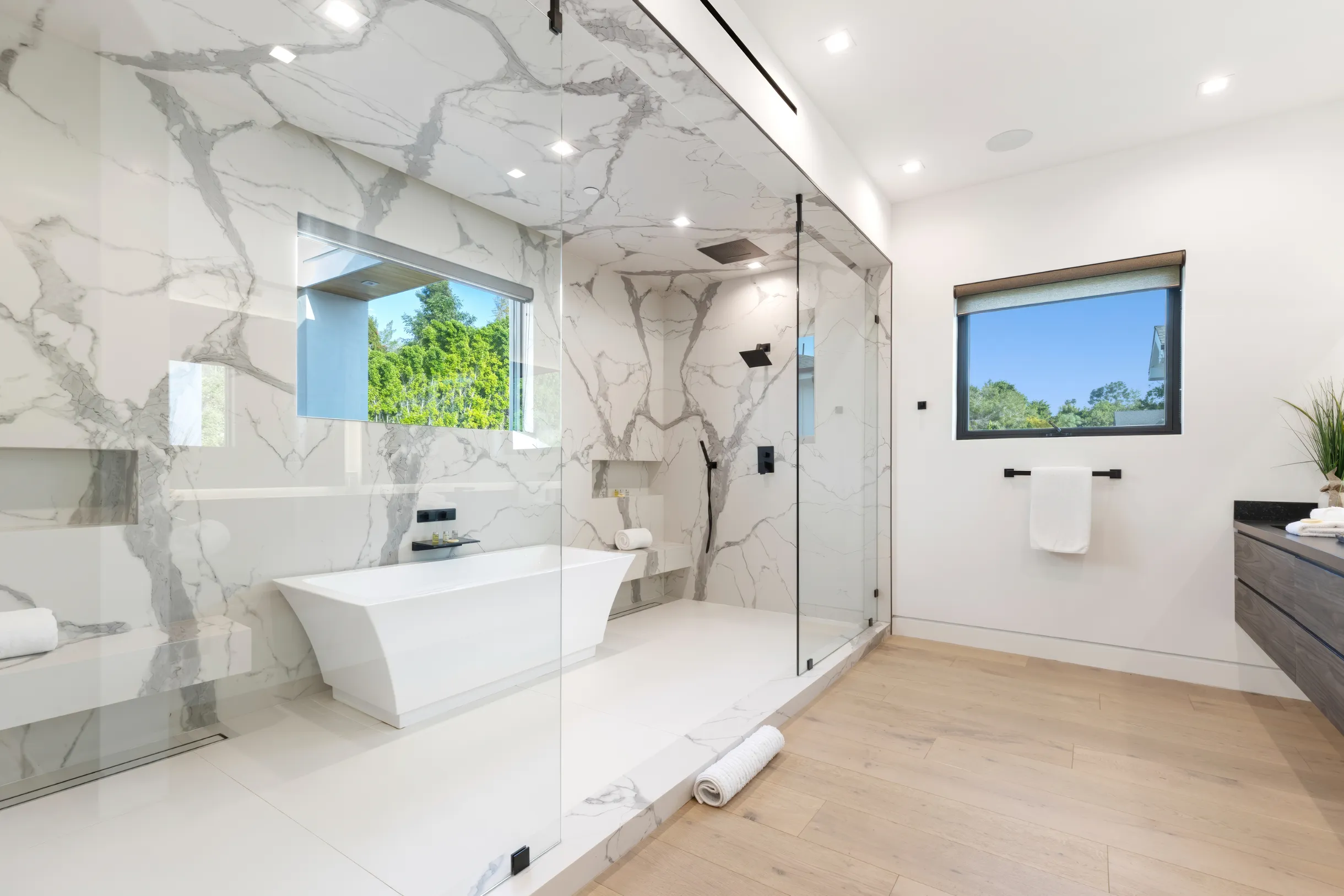 Wander Tarzana Modern #13