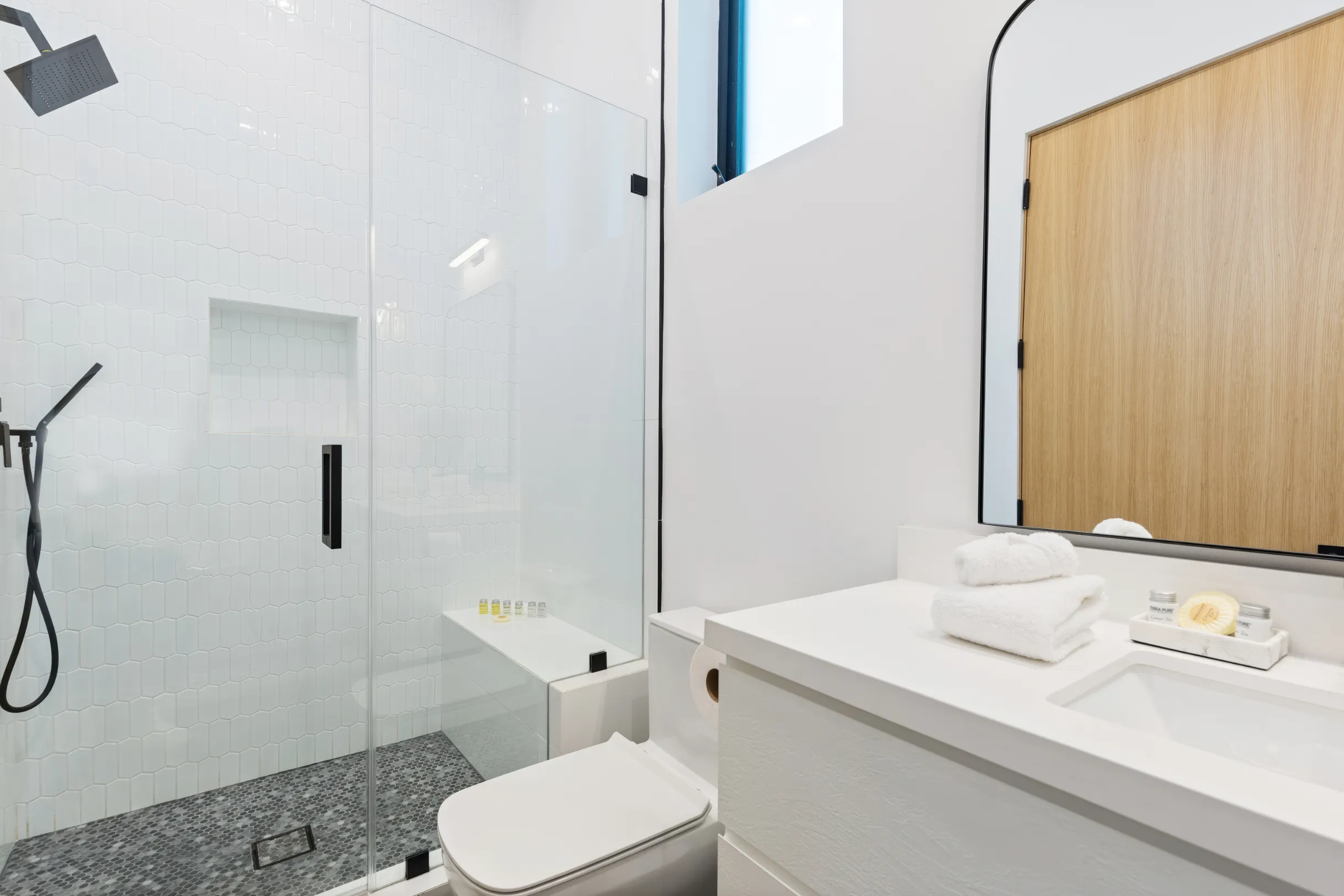 Wander Tarzana Modern #32