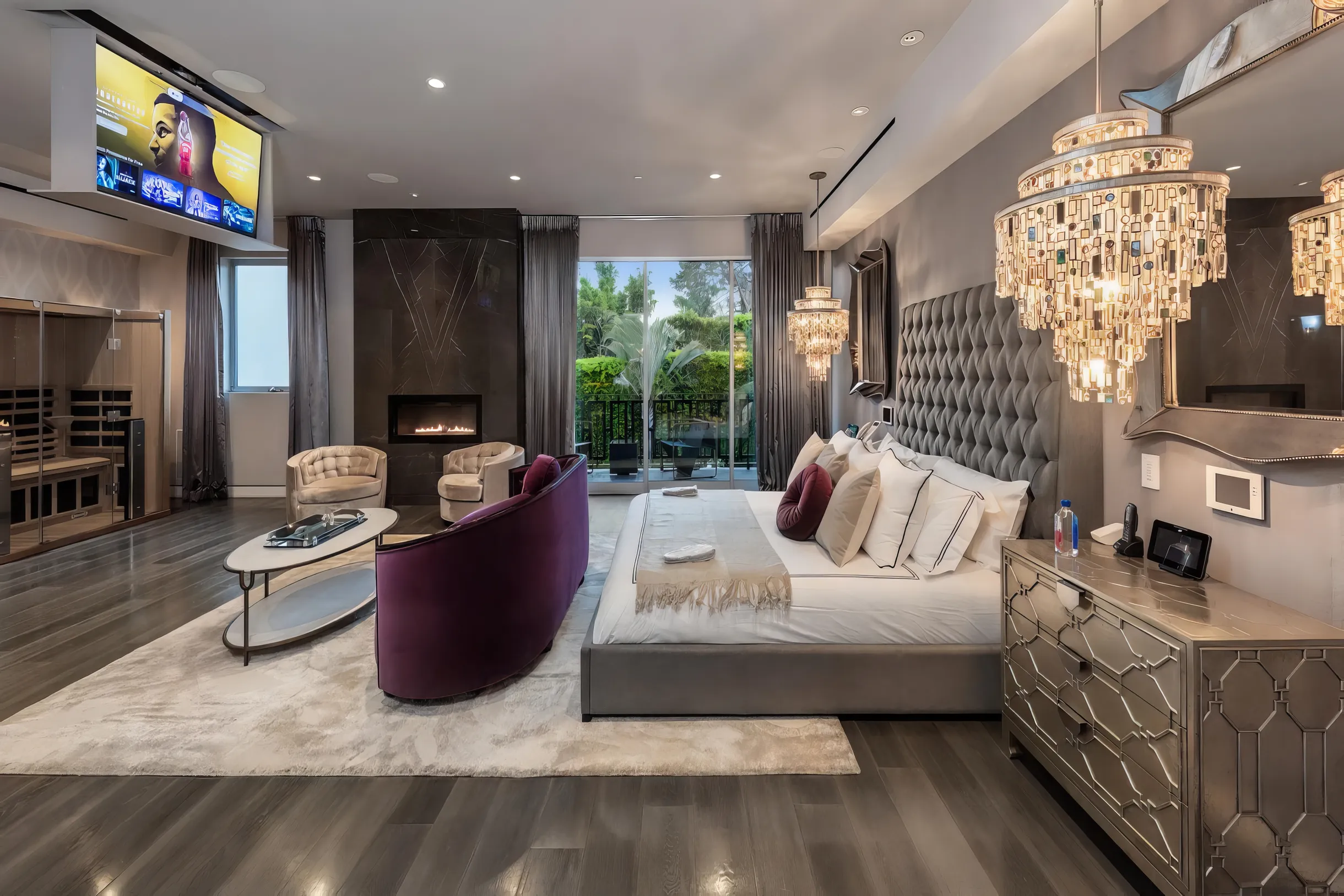 Wander West Hollywood Royale #13