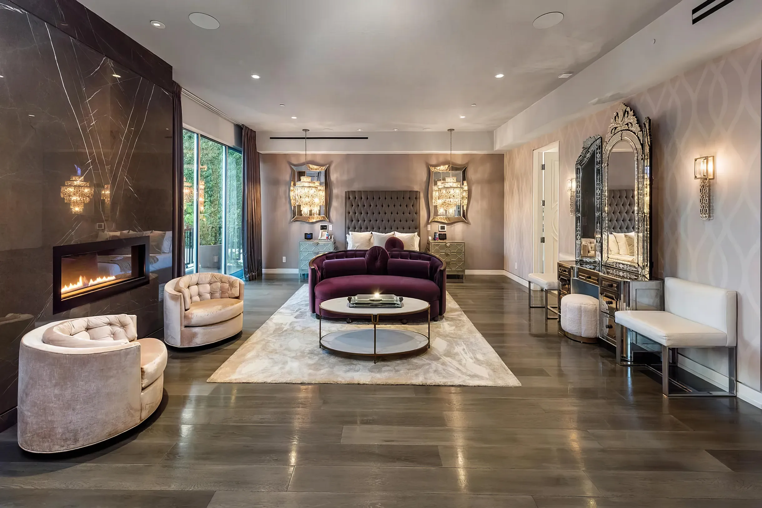 Wander West Hollywood Royale #35