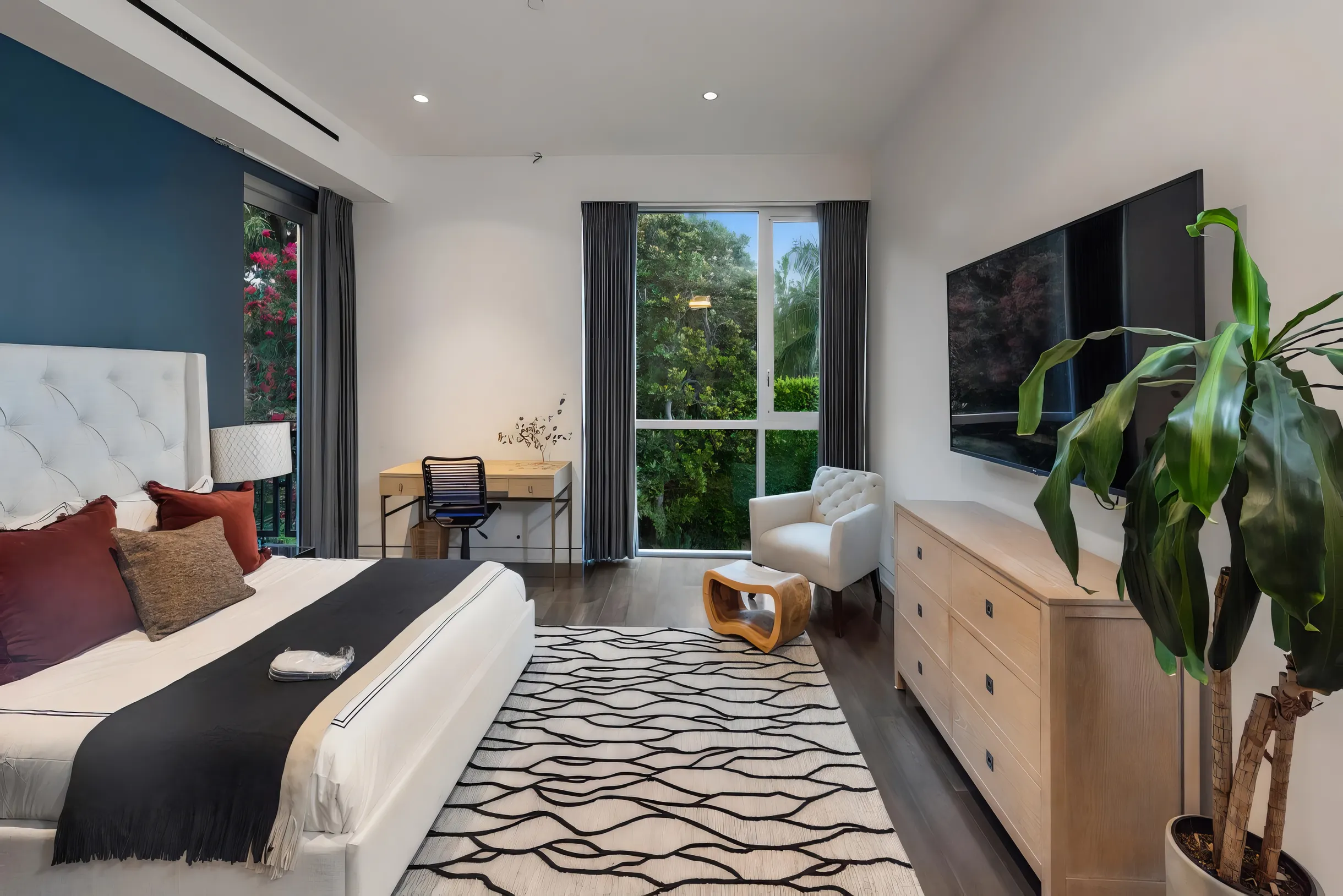 Wander West Hollywood Royale #15