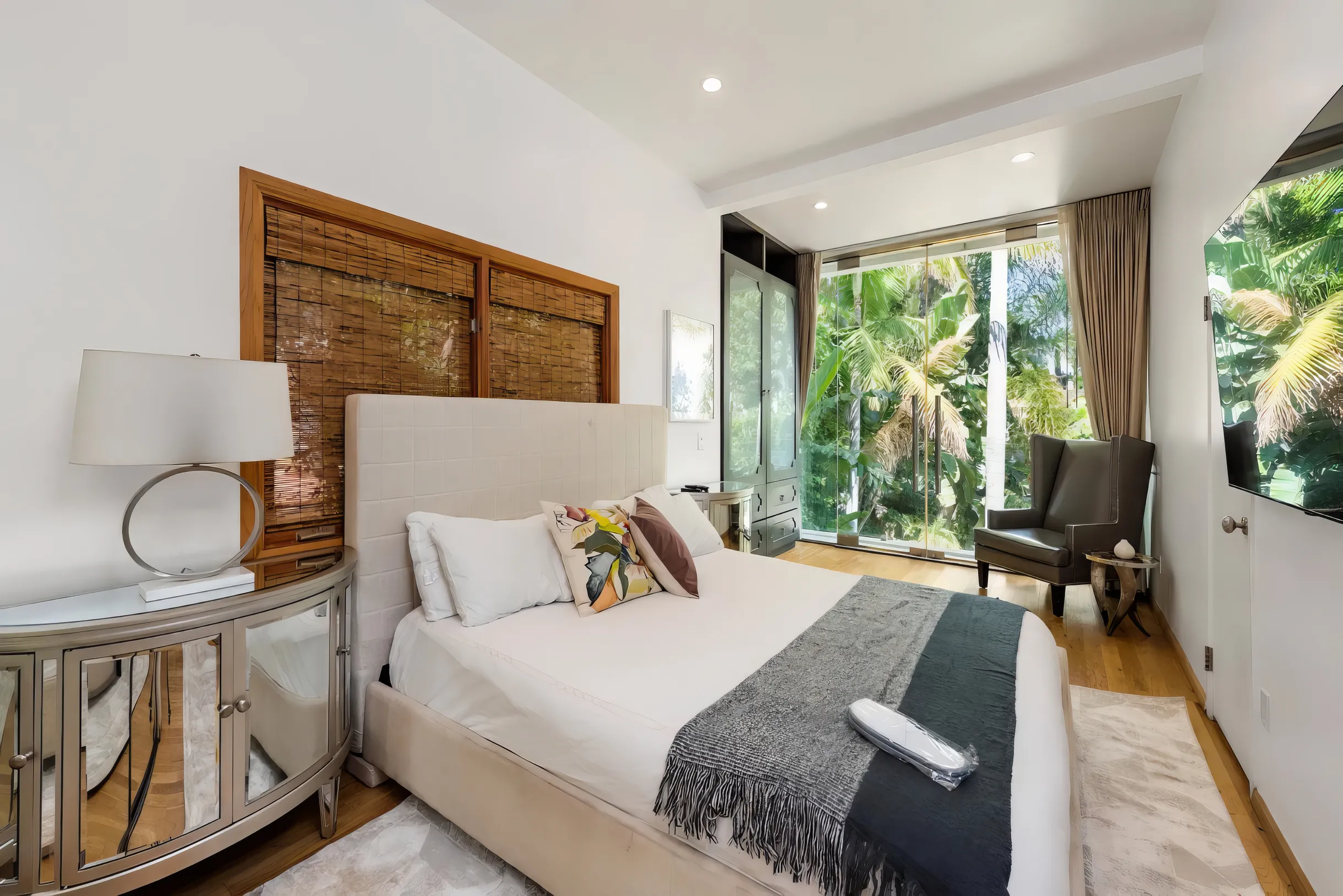 Wander West Hollywood Royale #19