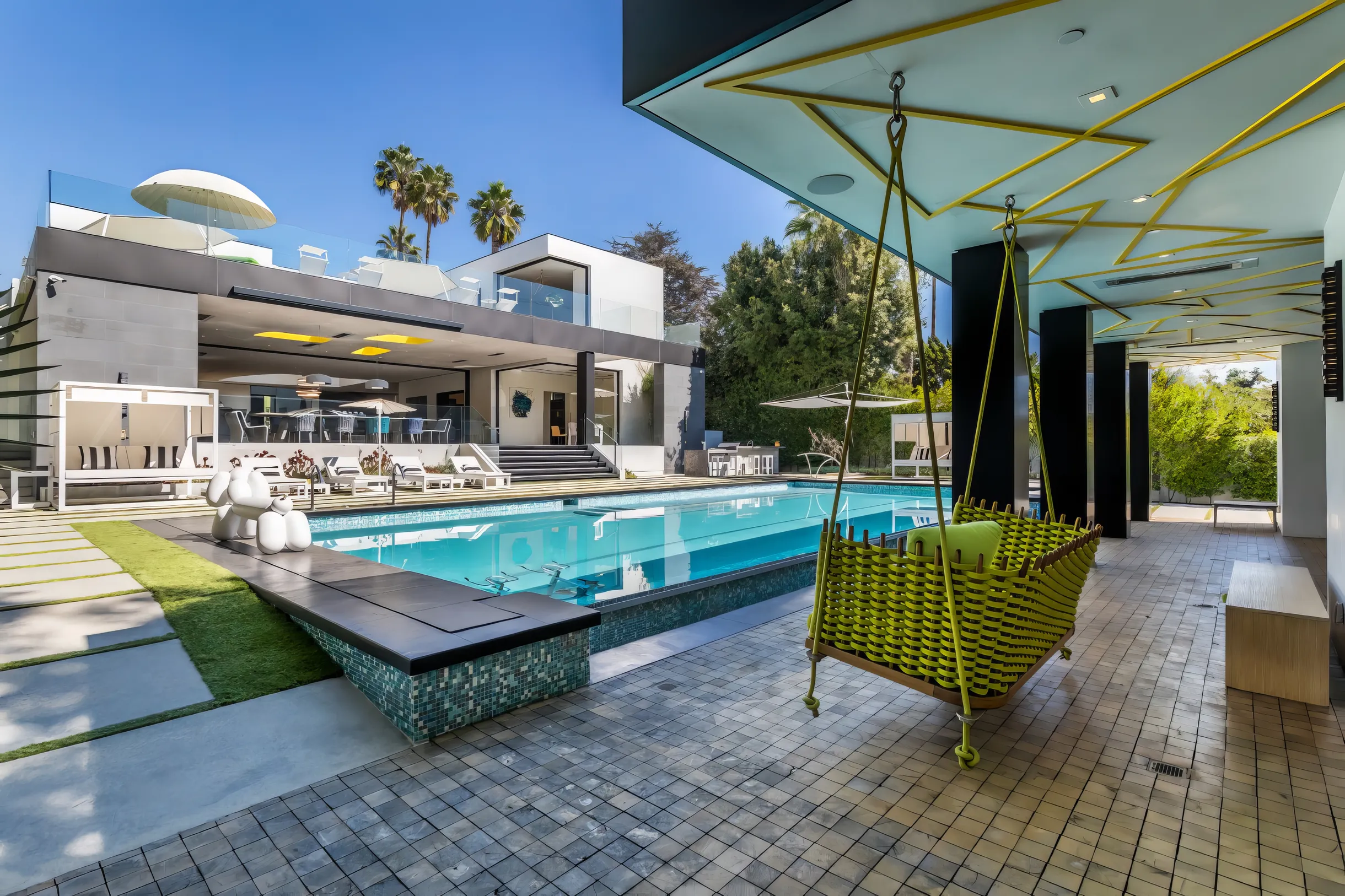 Wander Beverly Hills Golden #37