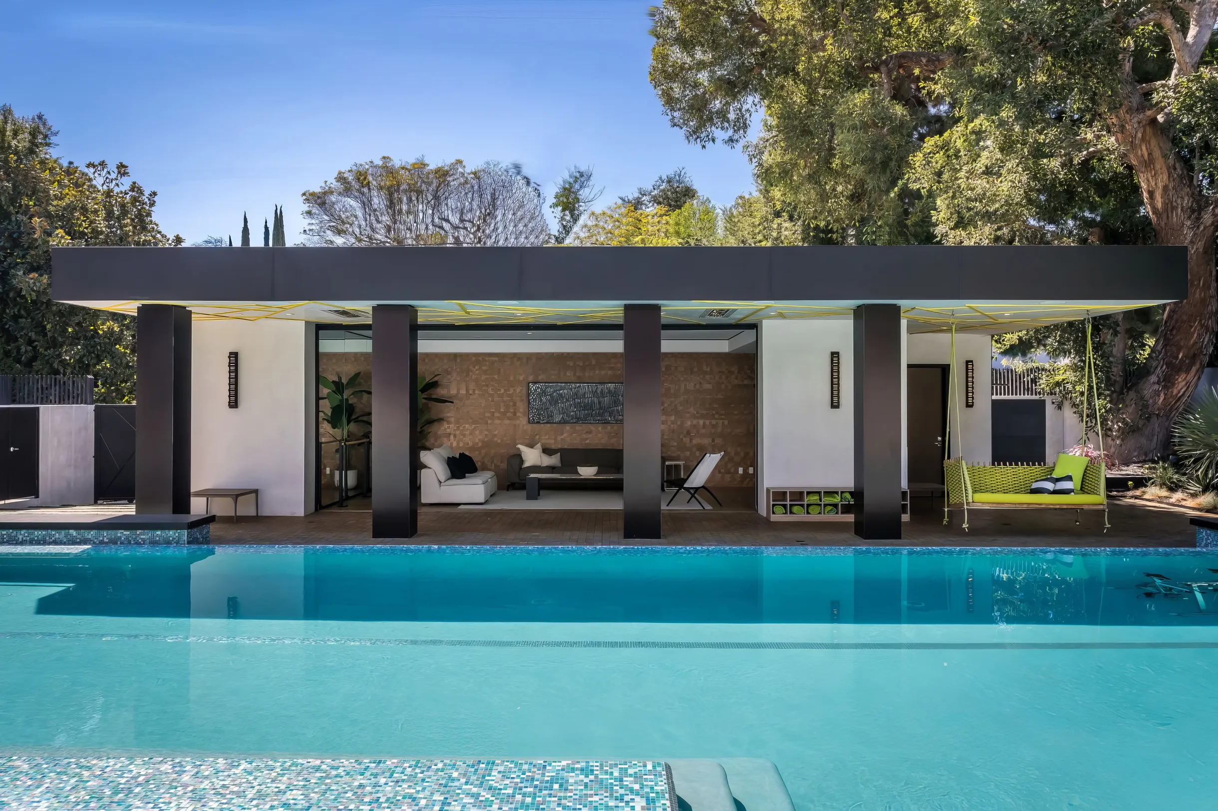 Wander Beverly Hills Golden #51