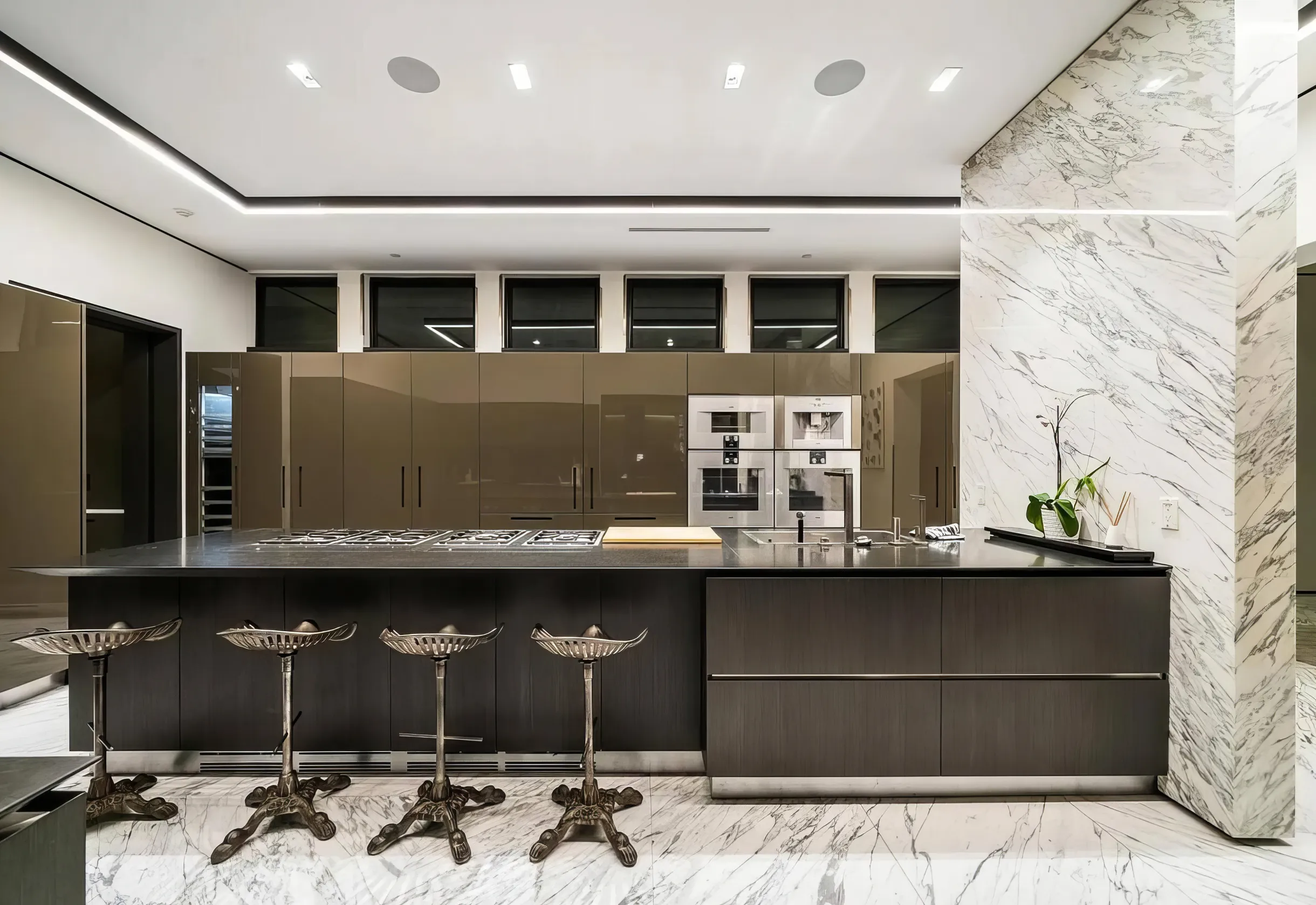 Wander Beverly Hills Golden #33