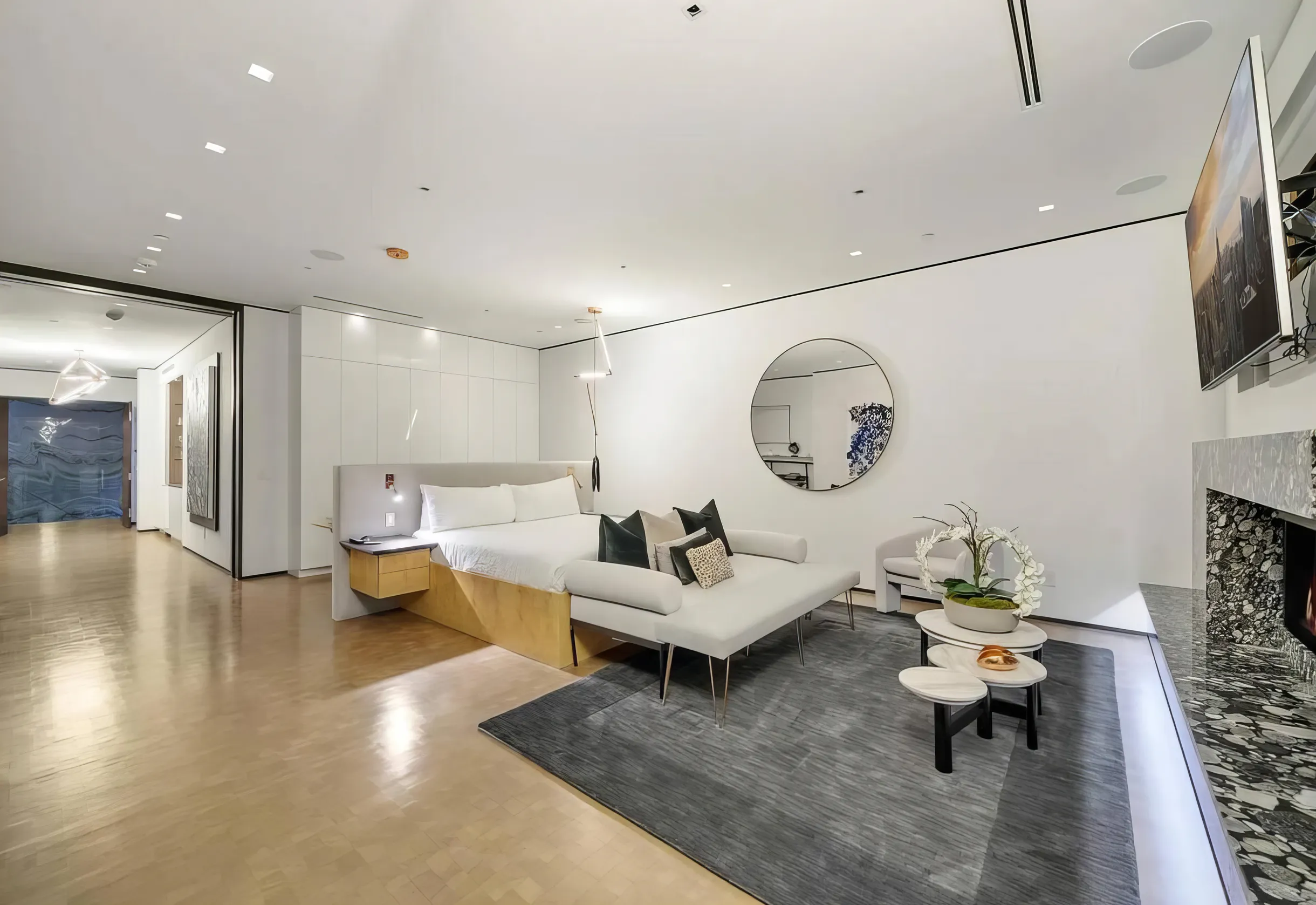 Wander Beverly Hills Golden #18