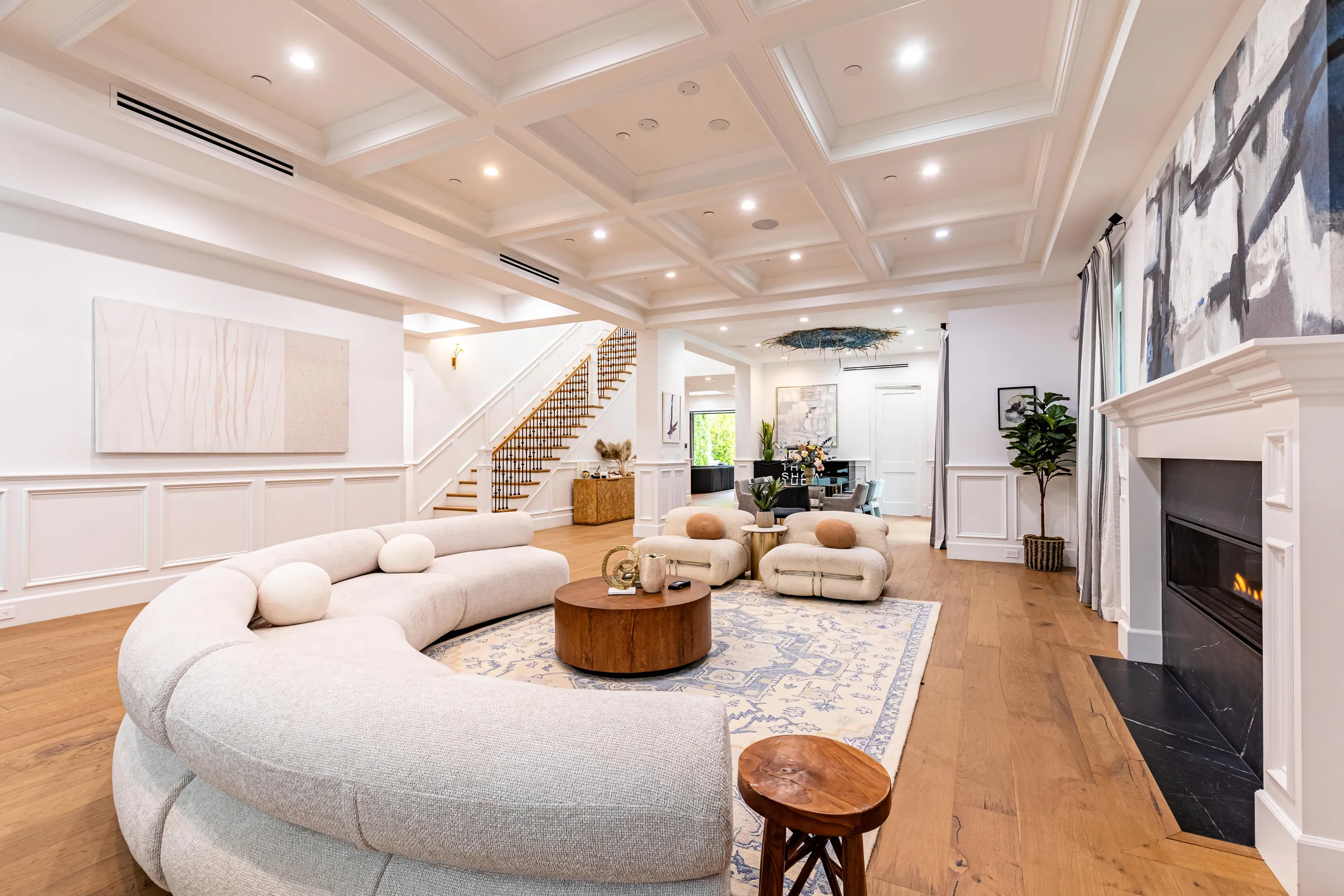 Wander Tarzana Retreat #35