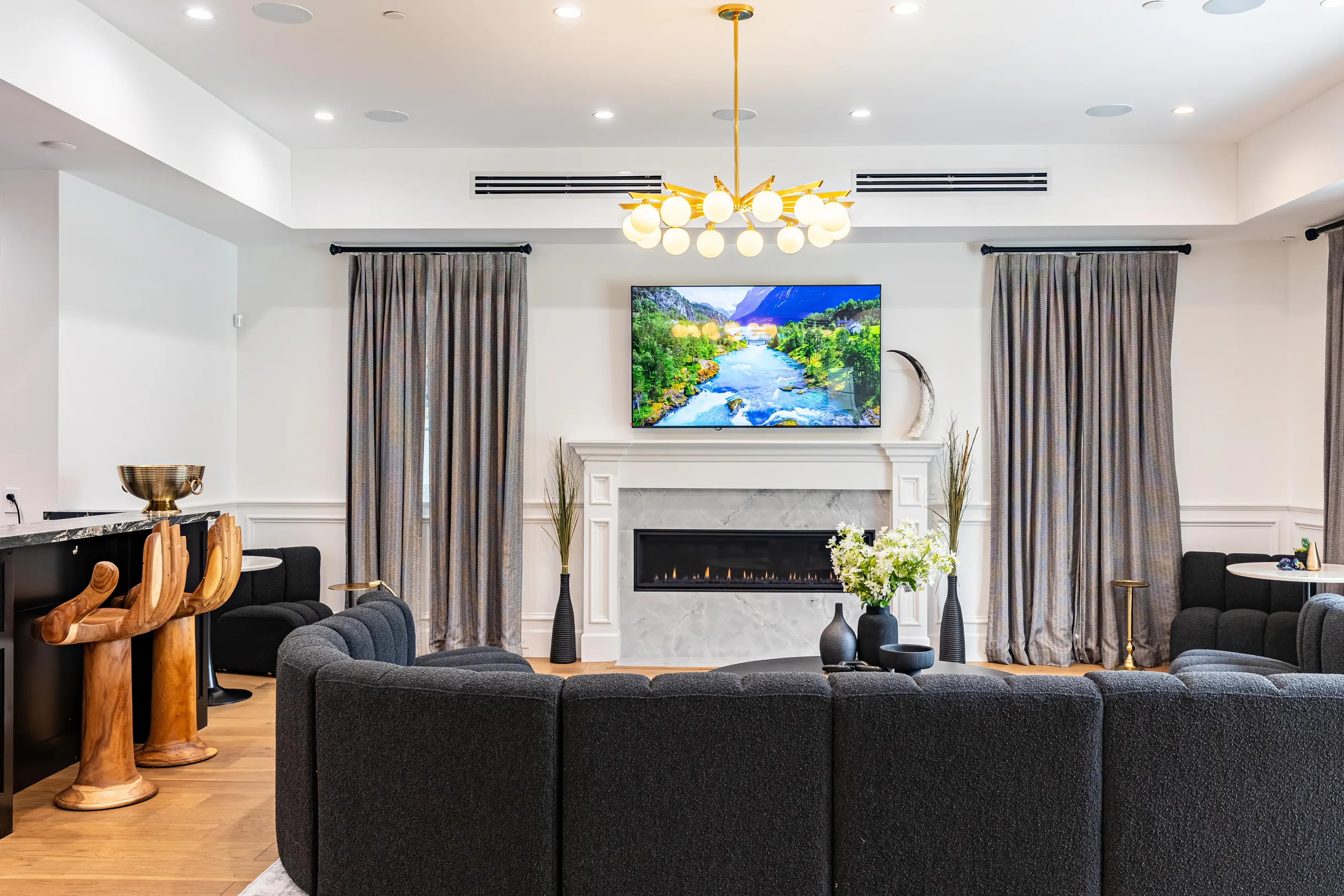 Wander Tarzana Retreat #8