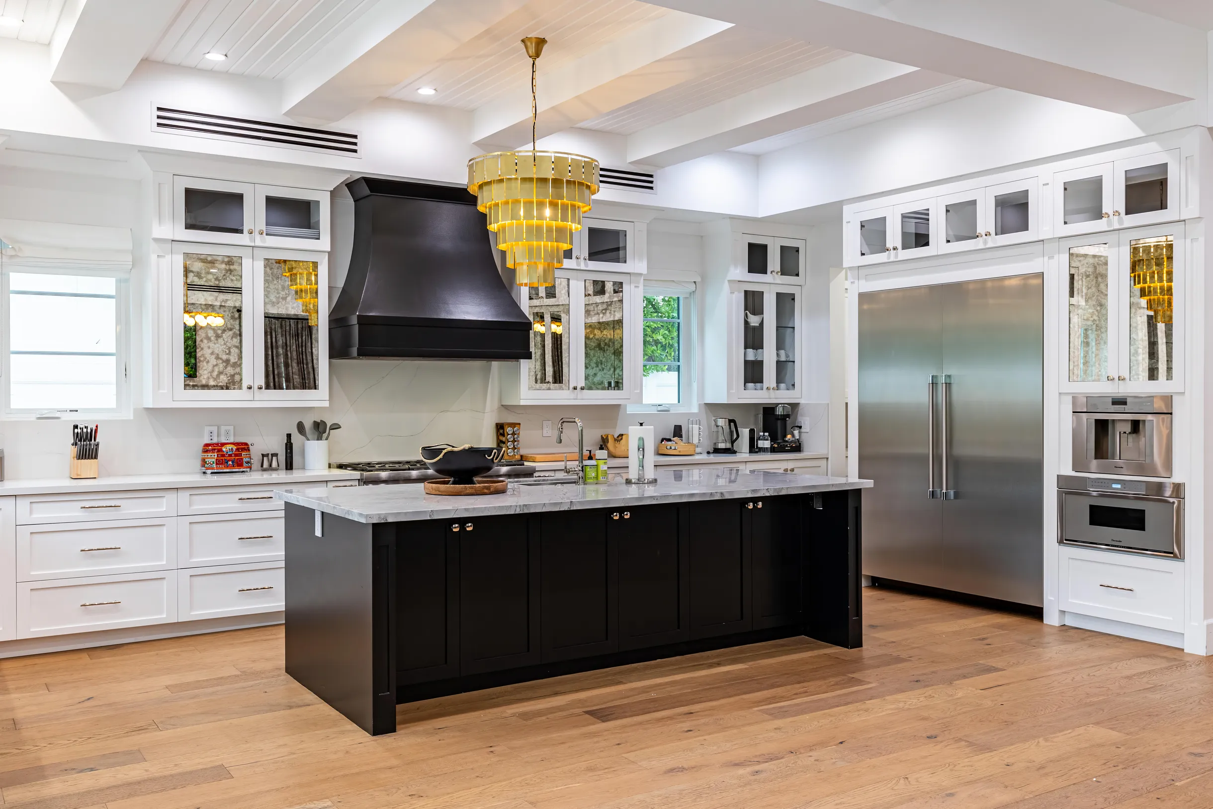 Wander Tarzana Retreat #36