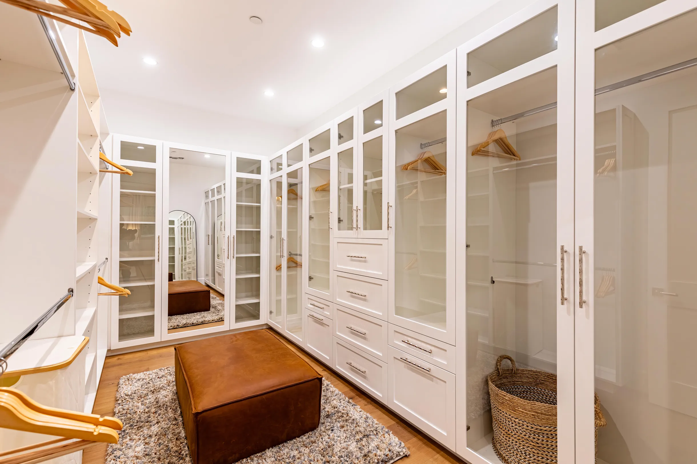 Wander Tarzana Retreat #37