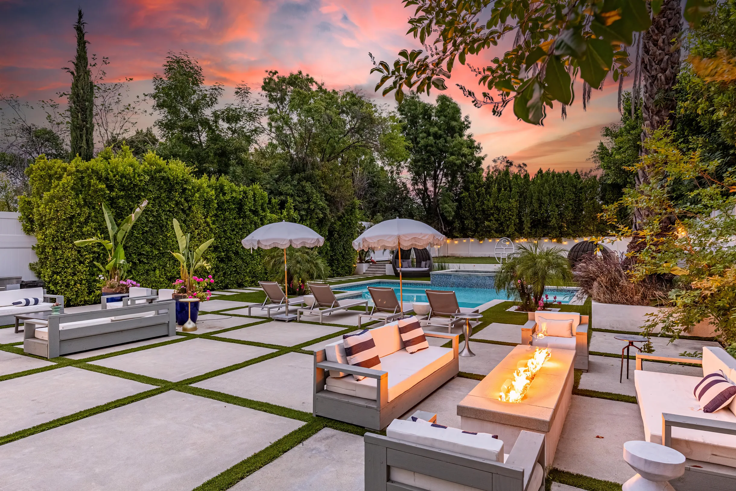 Wander Tarzana Retreat #31