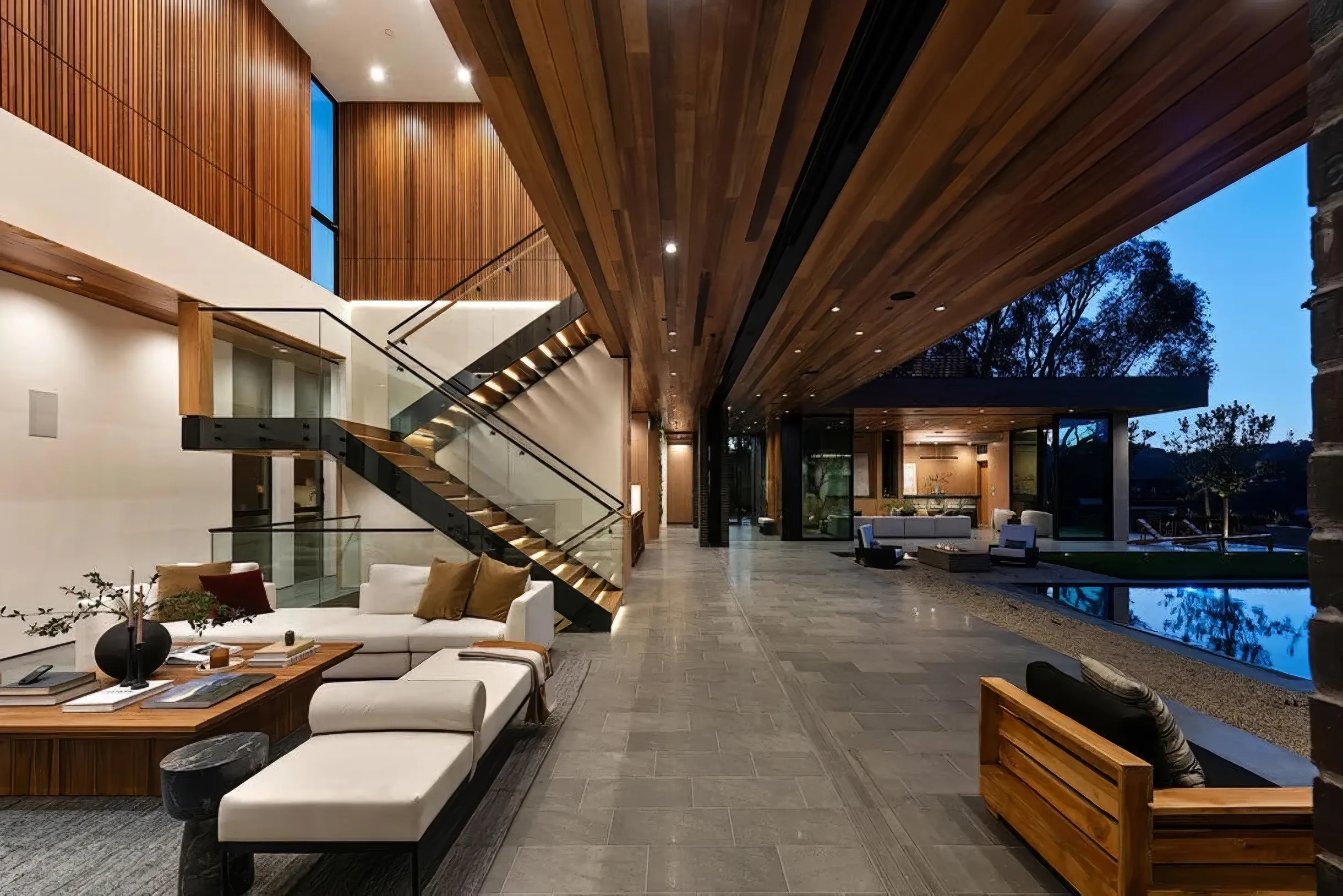 Wander Beverly Hills Oak #29