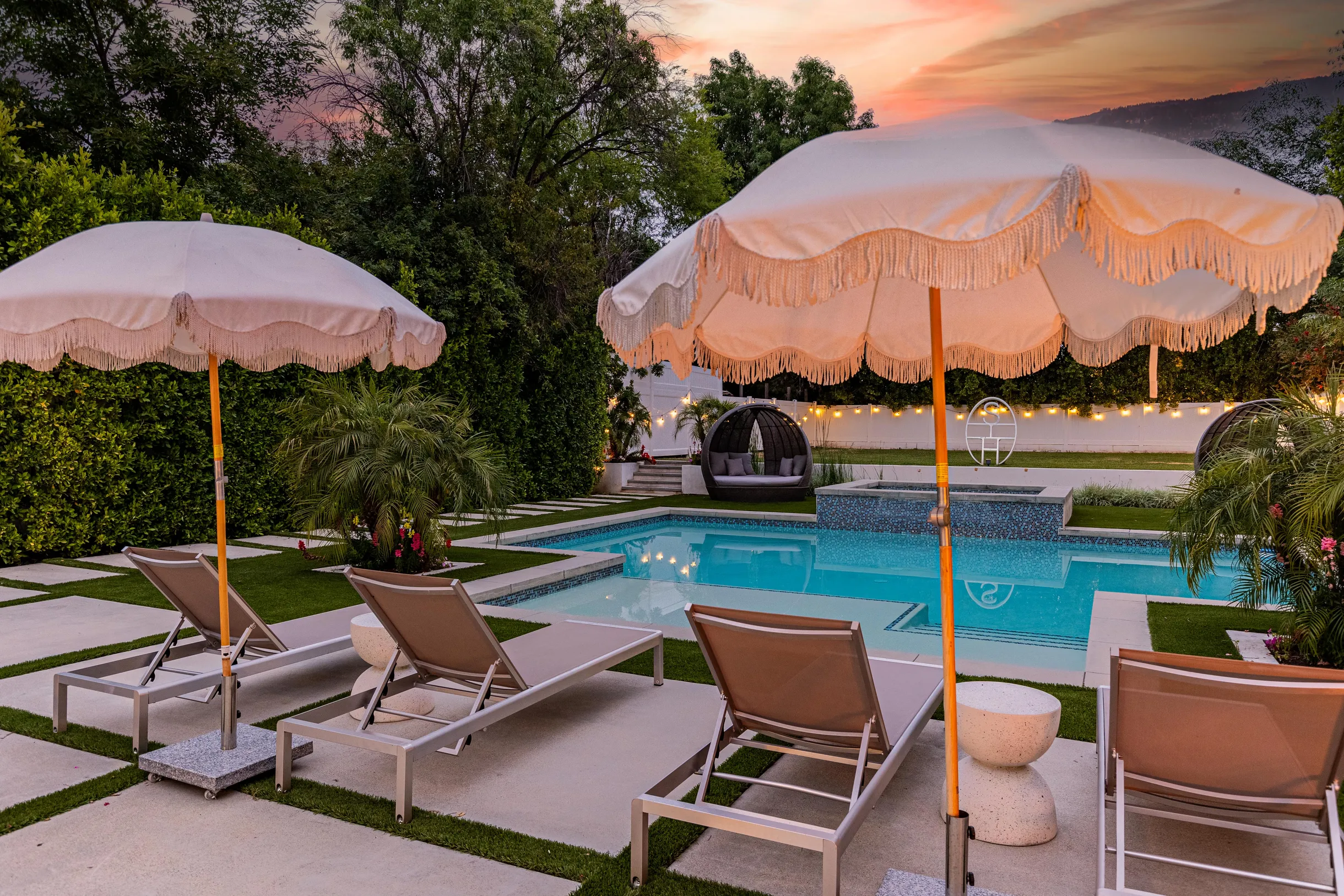 Wander Tarzana Retreat #39