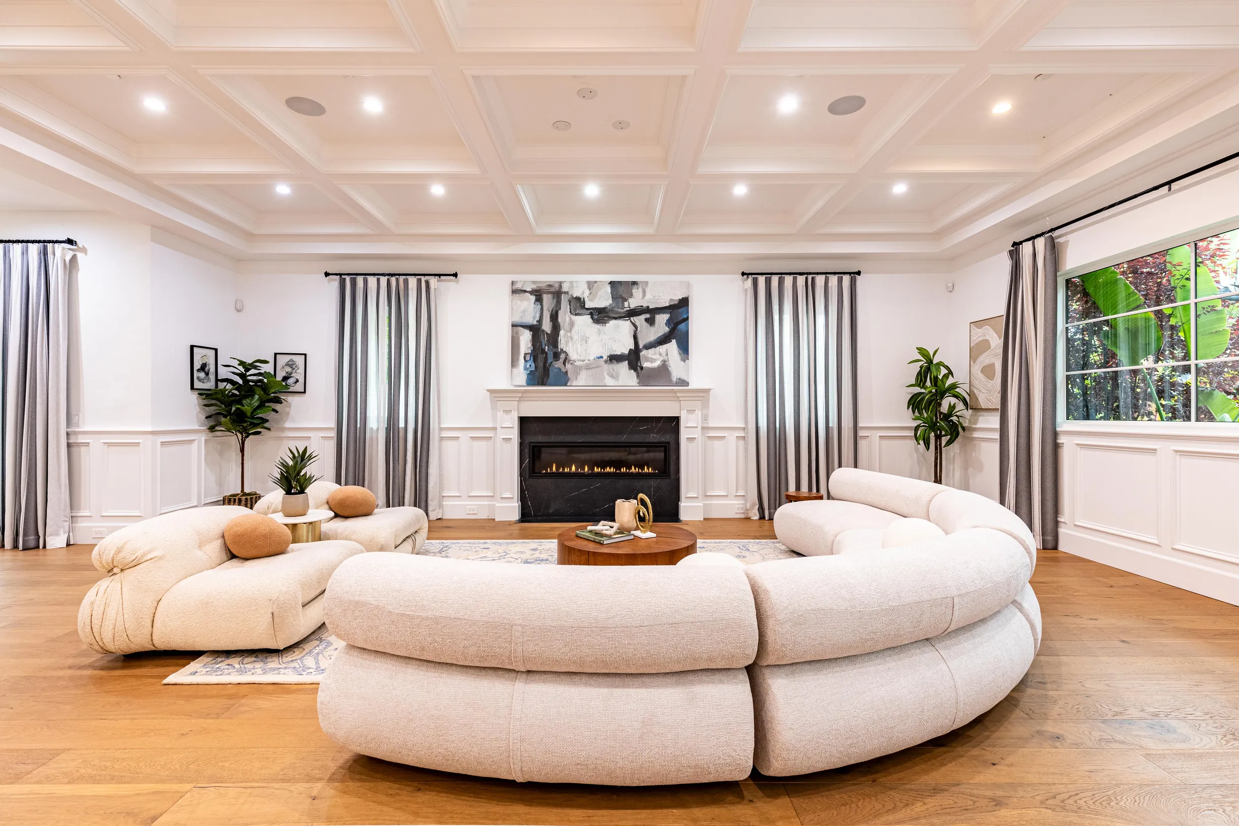 Wander Tarzana Retreat #21