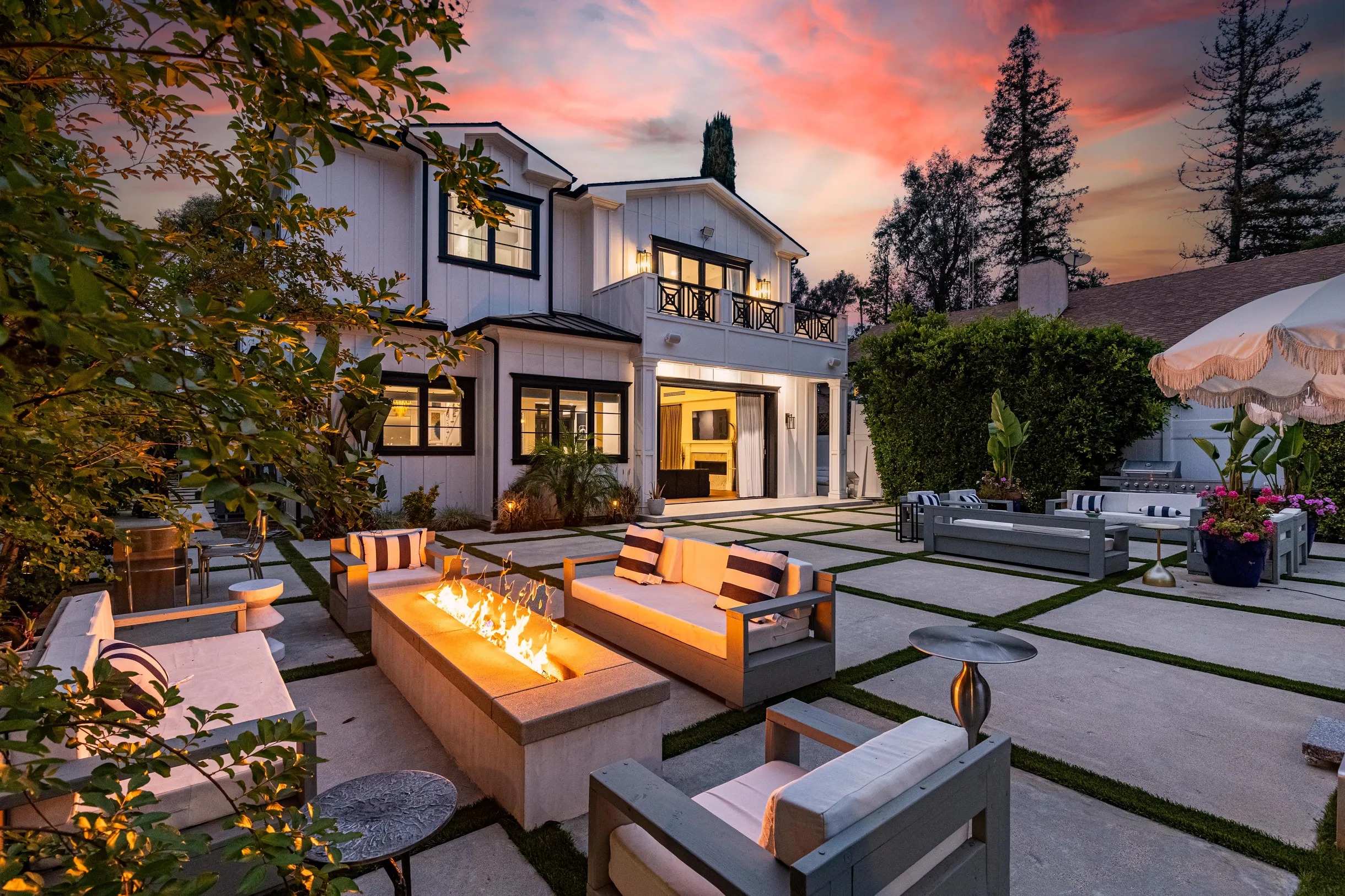 Wander Tarzana Retreat #22