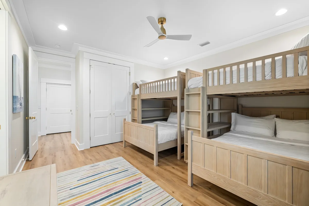 Bunk Bedroom 2 image