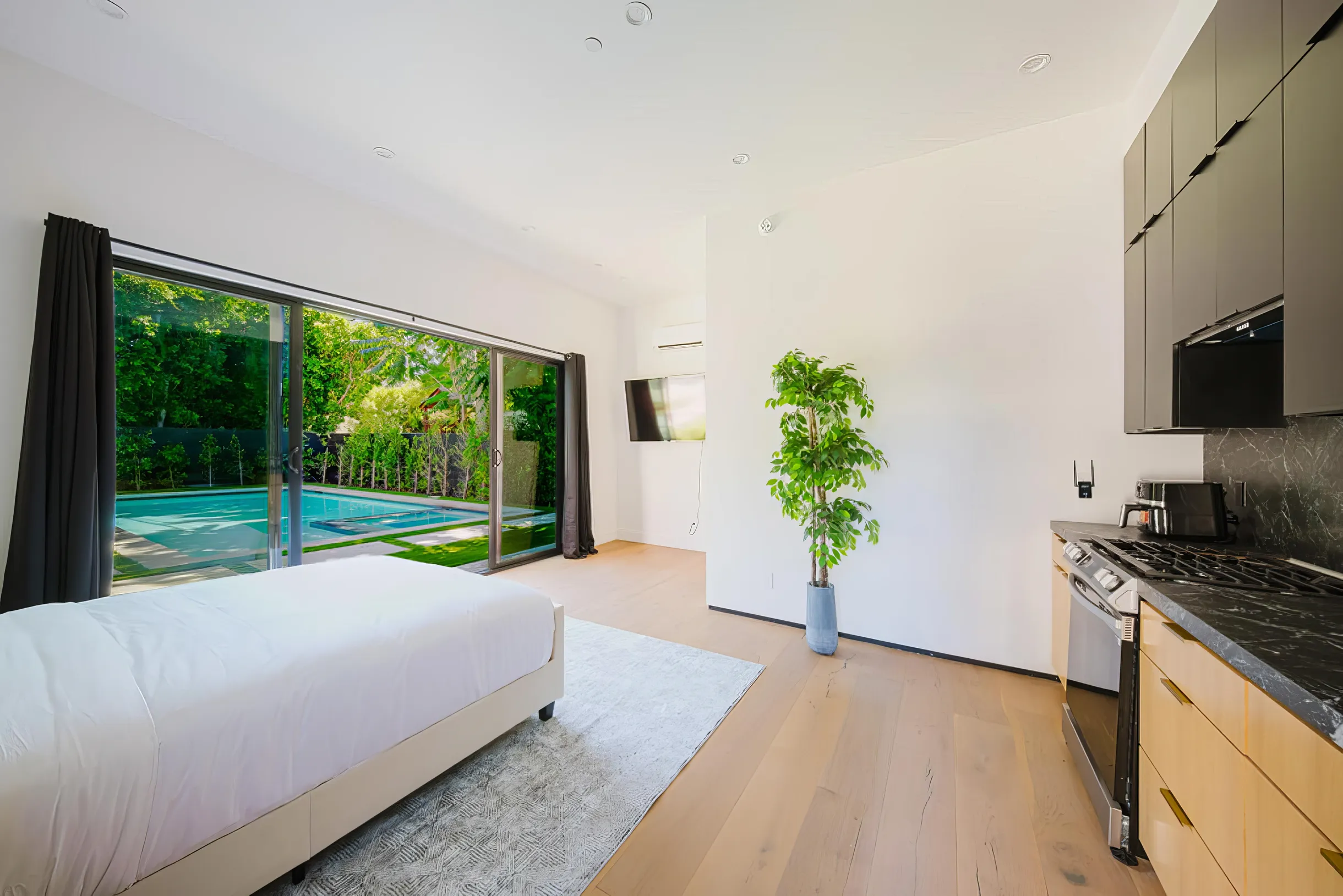 Wander Sherman Oaks Villa #45