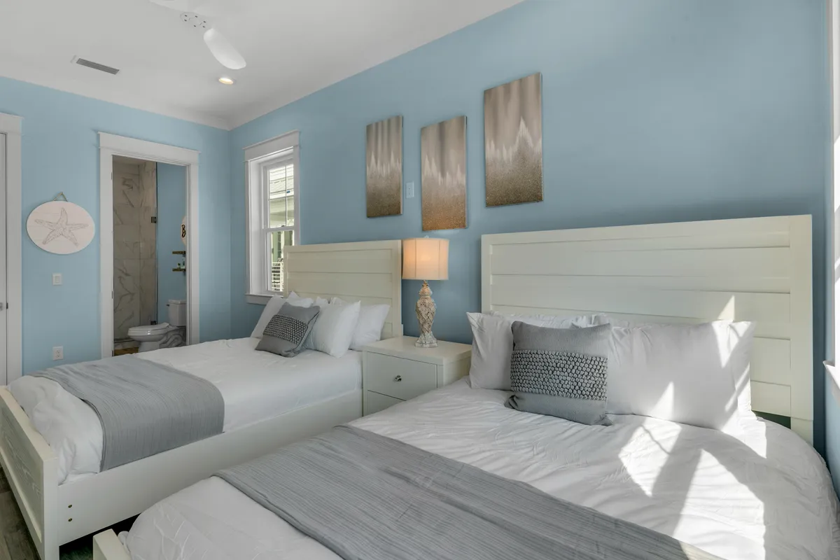 Bedroom 7 image