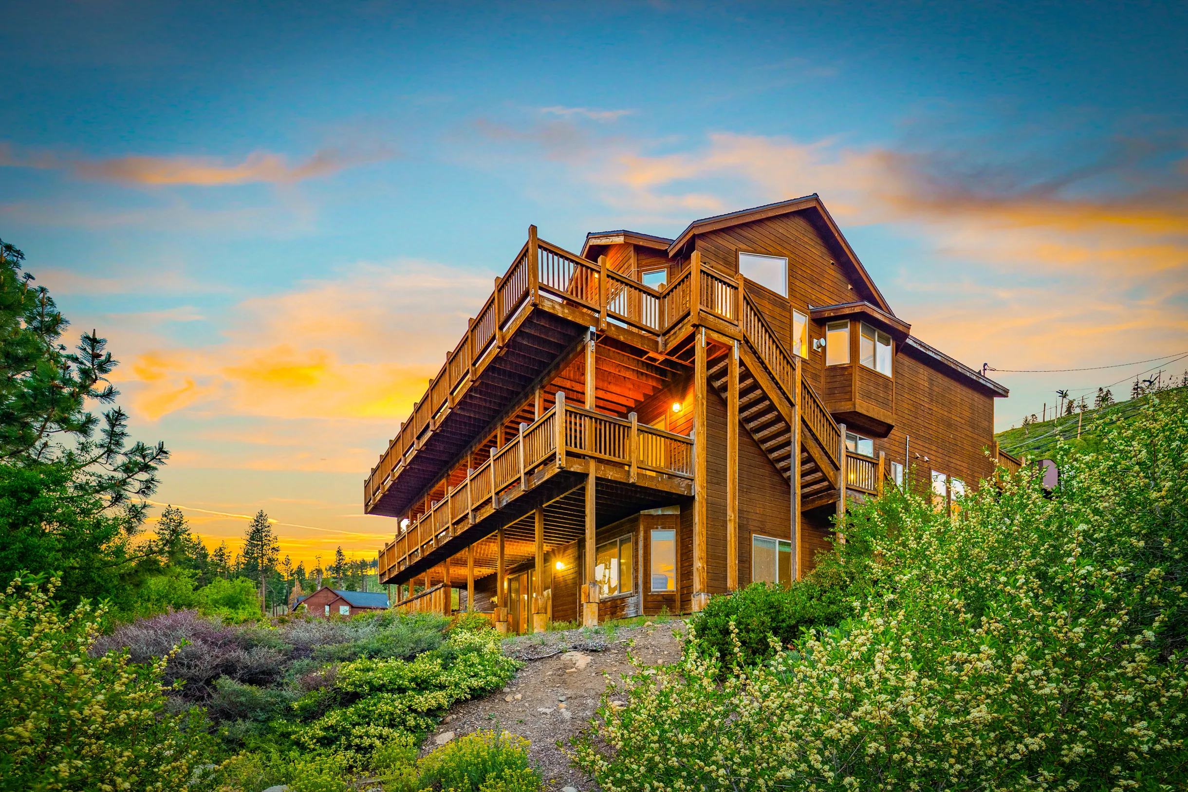 Wander Tahoe Canyon #92