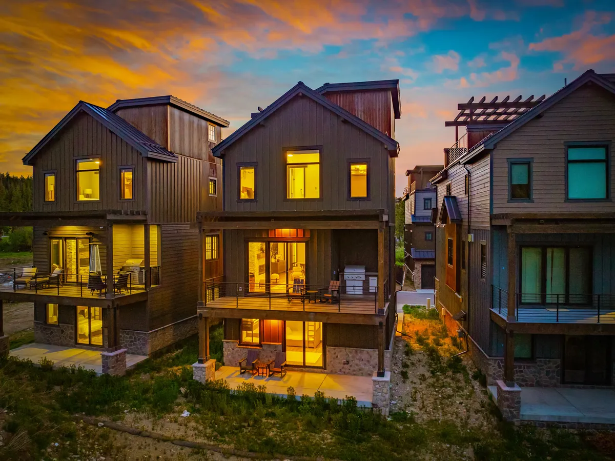 Wander Winter Park Ridge