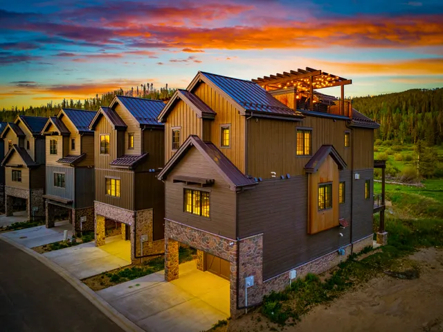 Wander Winter Park Sky