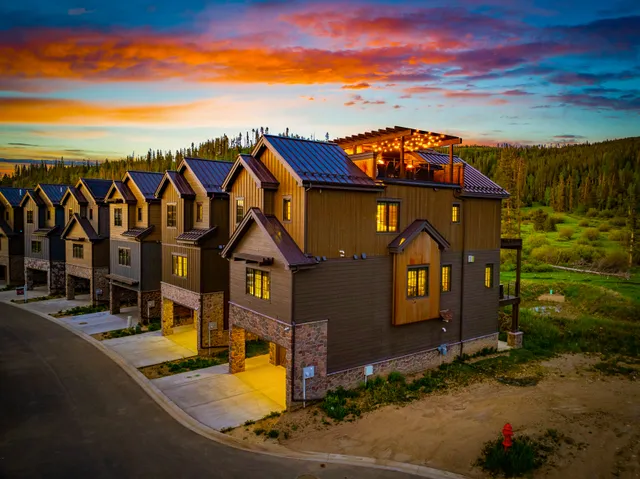 Wander Winter Park Sky