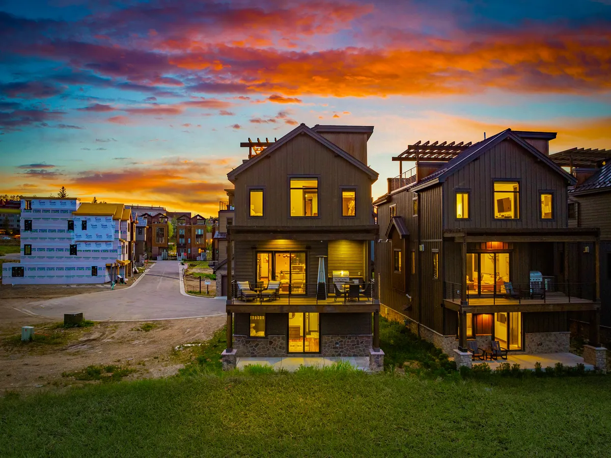 Wander Winter Park Sky