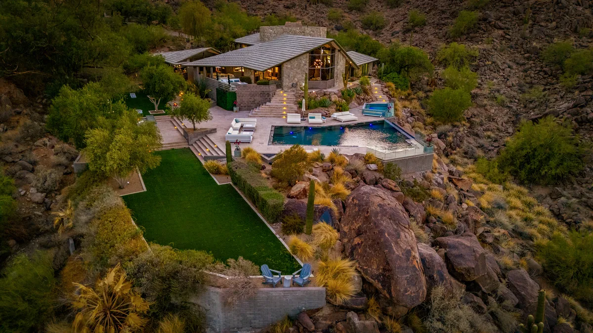 Wander Camelback Valley