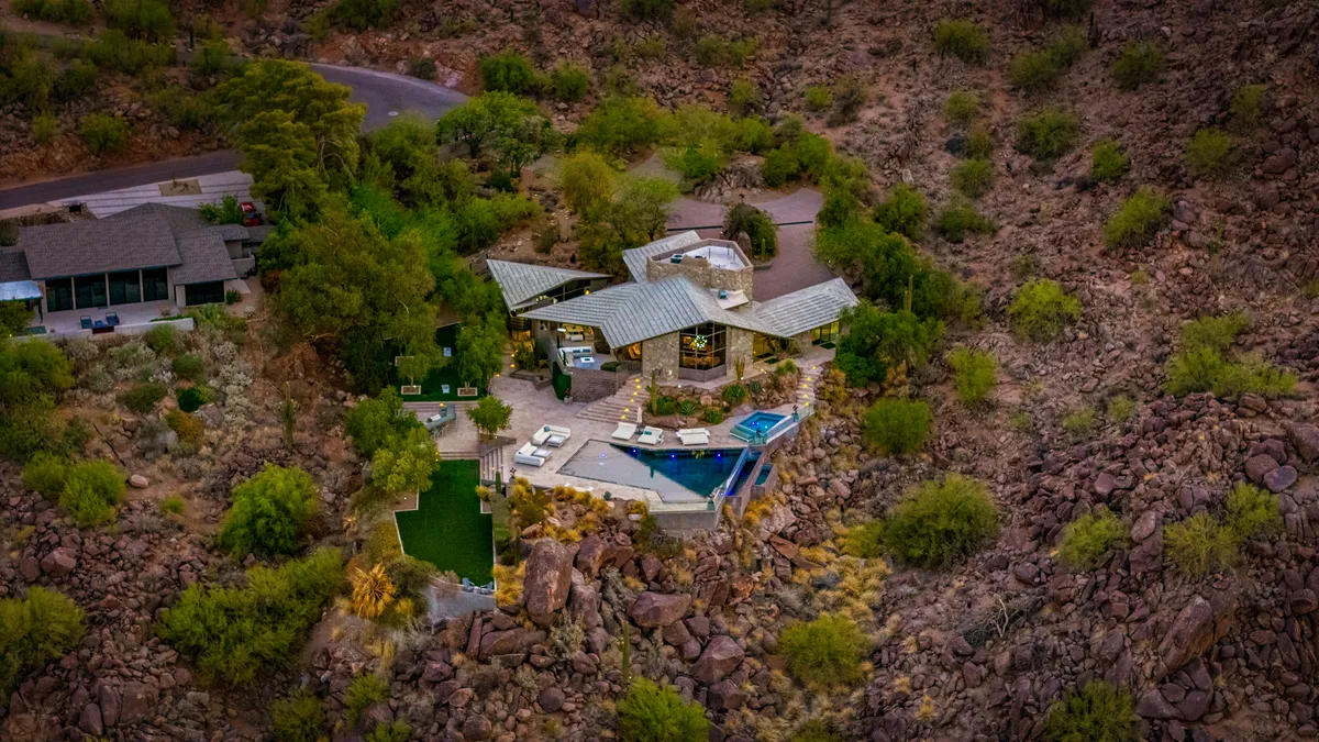 Wander Camelback Valley