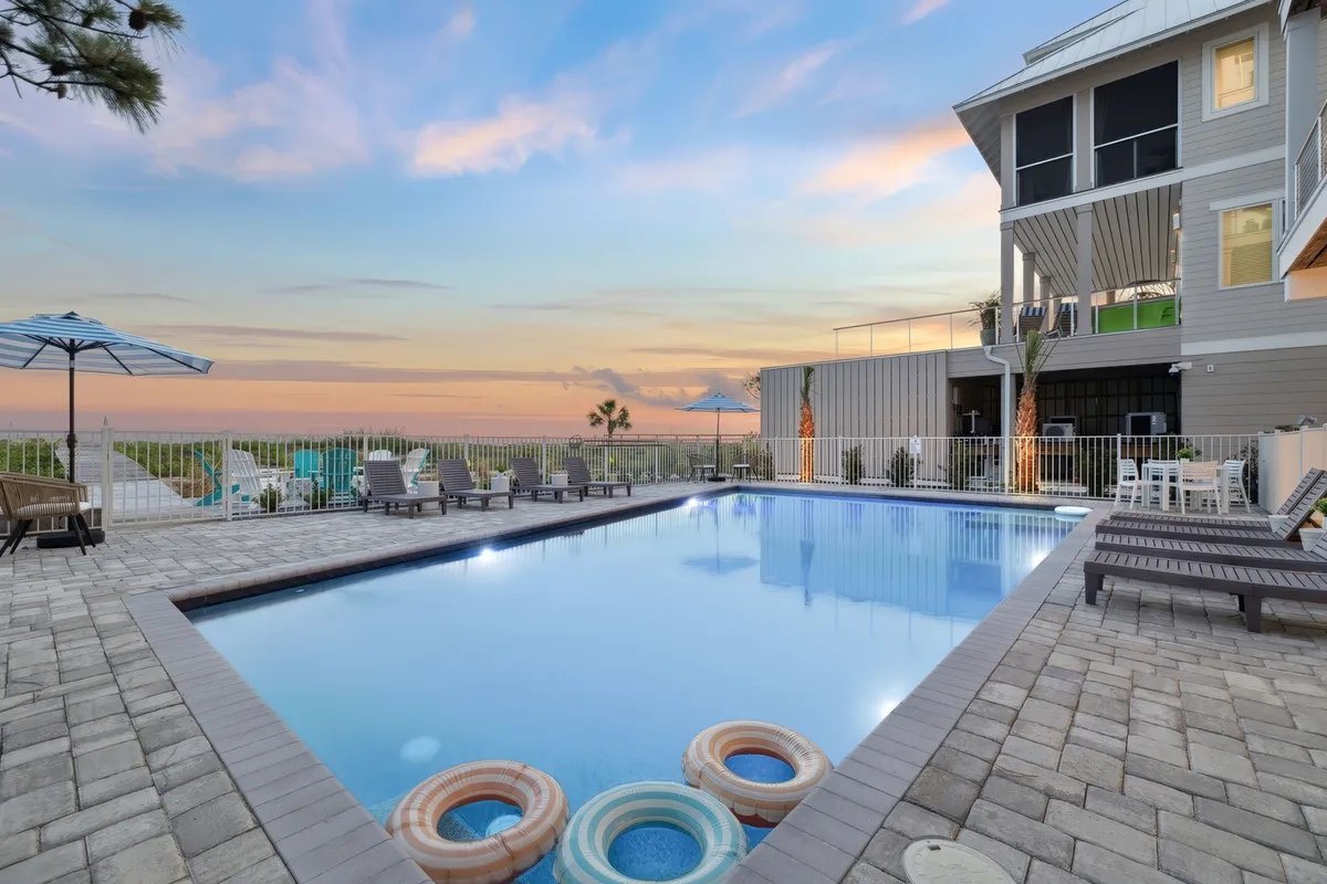 Tides Beach House #8