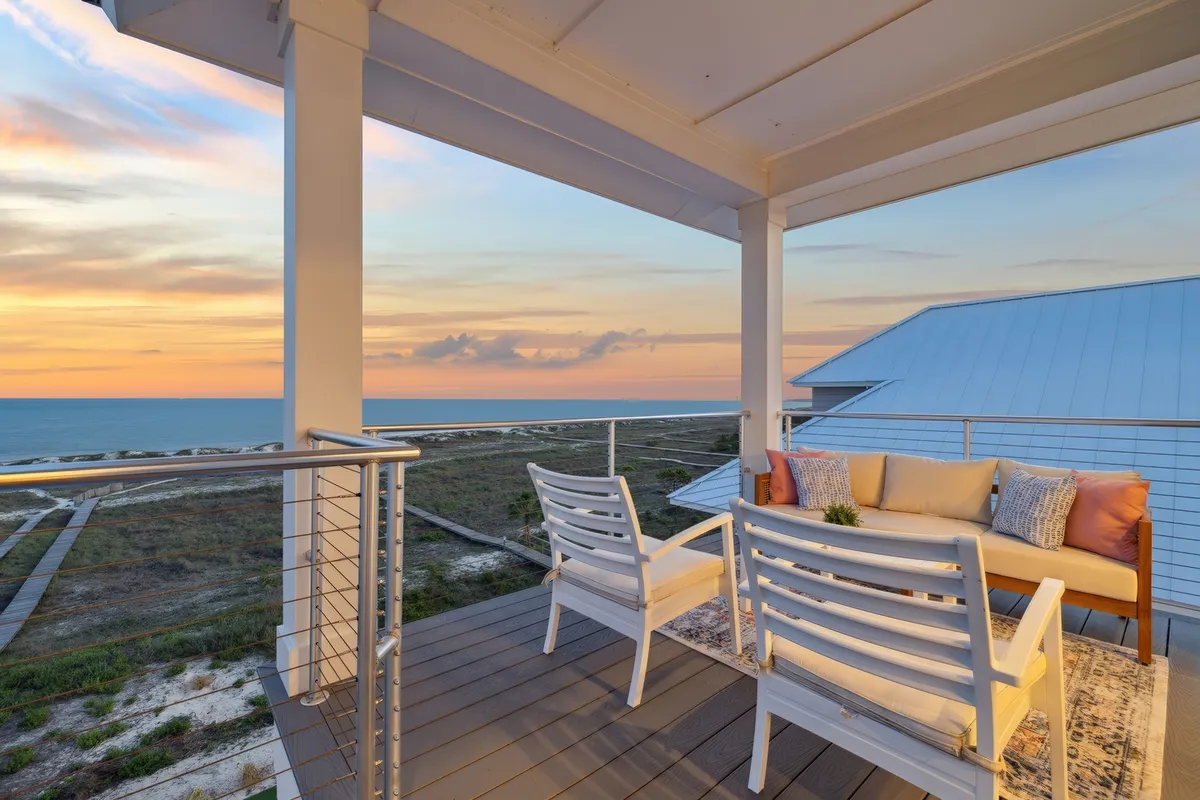Tides Beach House #10